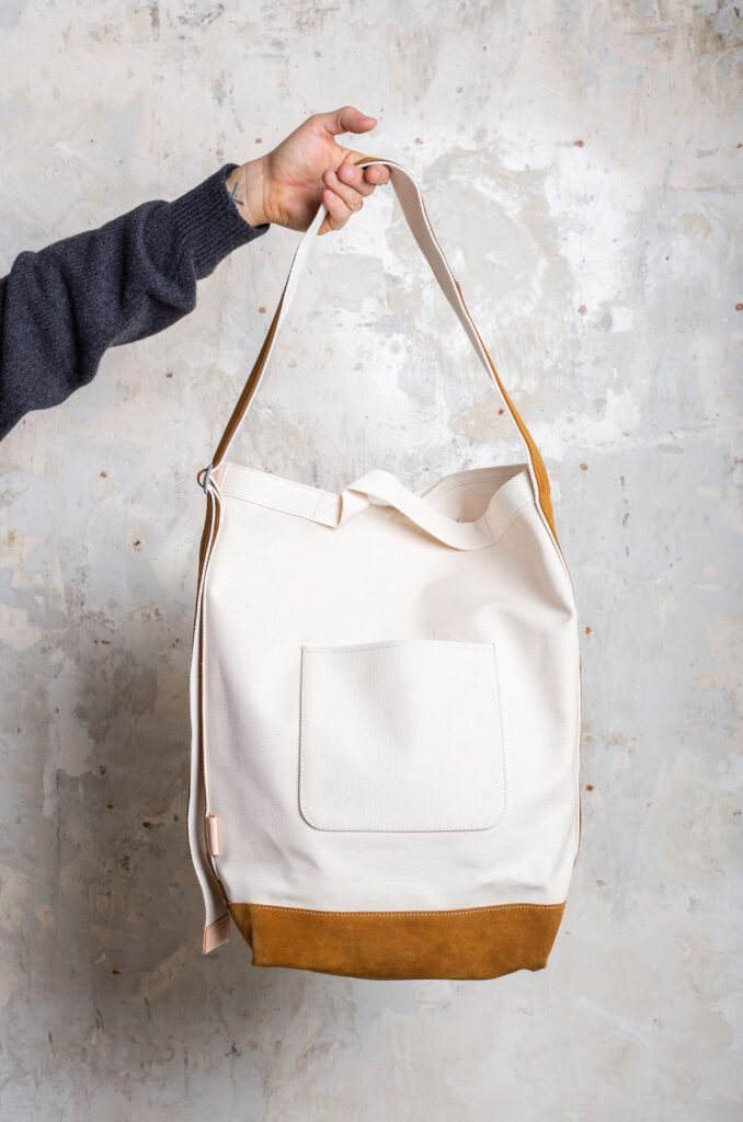 ARNYSバッグ　charvet HERMES hender scheme Hender Scheme/エンダースキーマ/assemble hand bag wide S