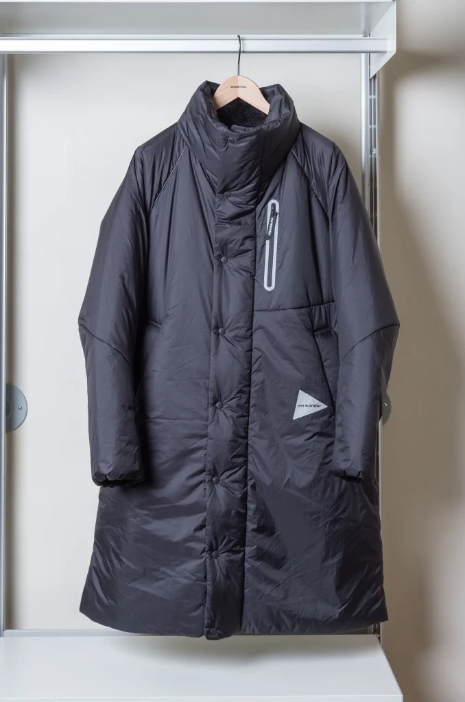And Wander - Primaloft Rip Coat Black - Rendez-vous Store And Wander - Primaloft Rip Coat Black - Rendez-vous Store