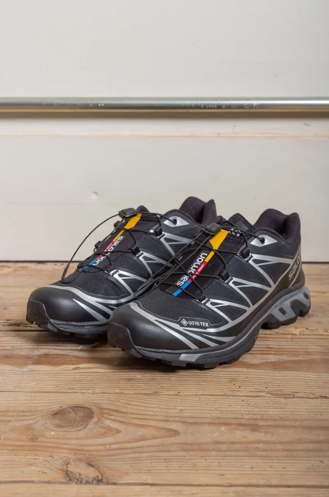 【SALOMON】XT-6 GTX in Black & Ftw Silver XT-6 GTX — Black/Black/Silver – La Garçonne