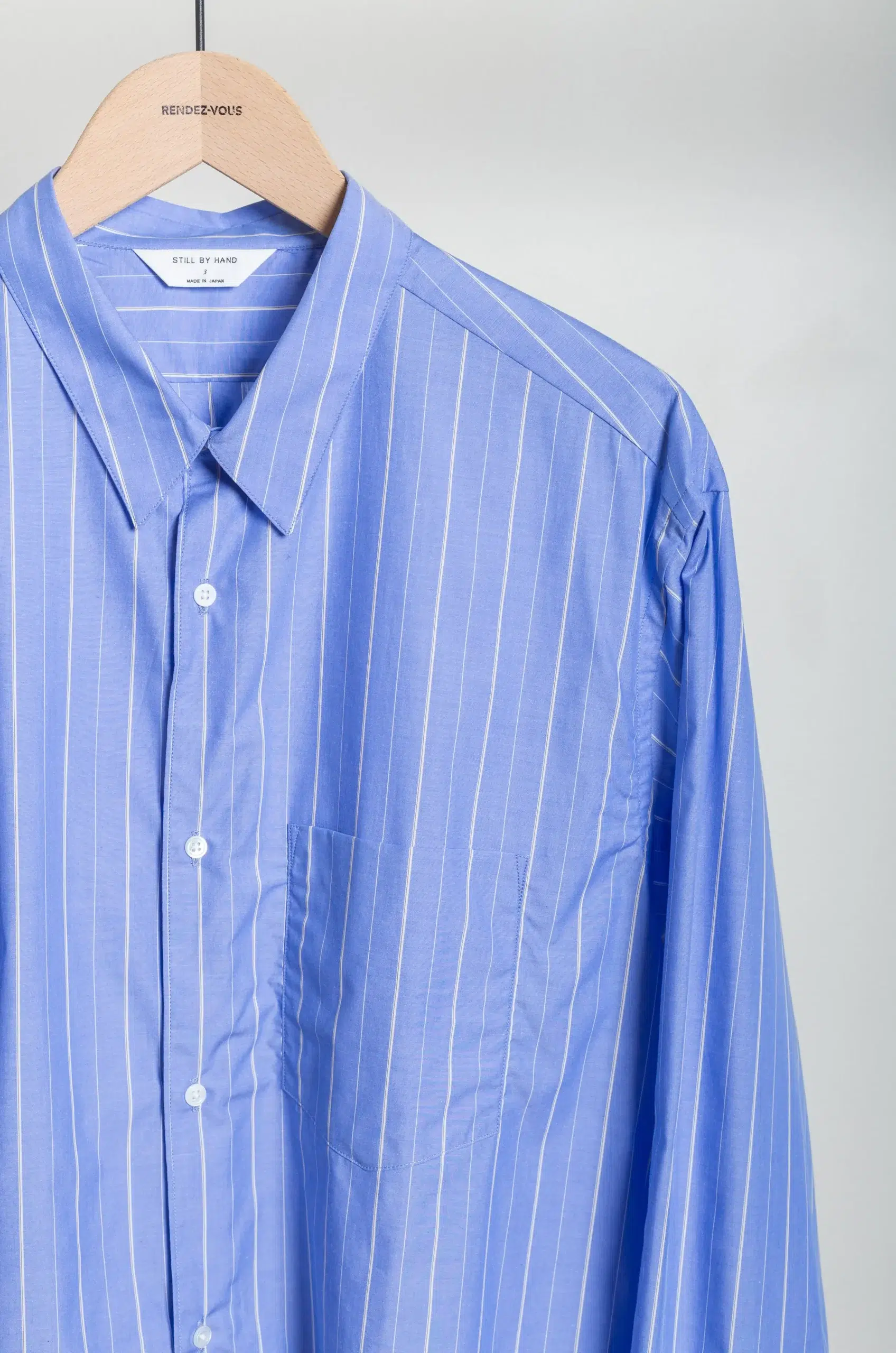 Still By Hand - Regular Collar Shirt SH00221OS - Blue Stripe