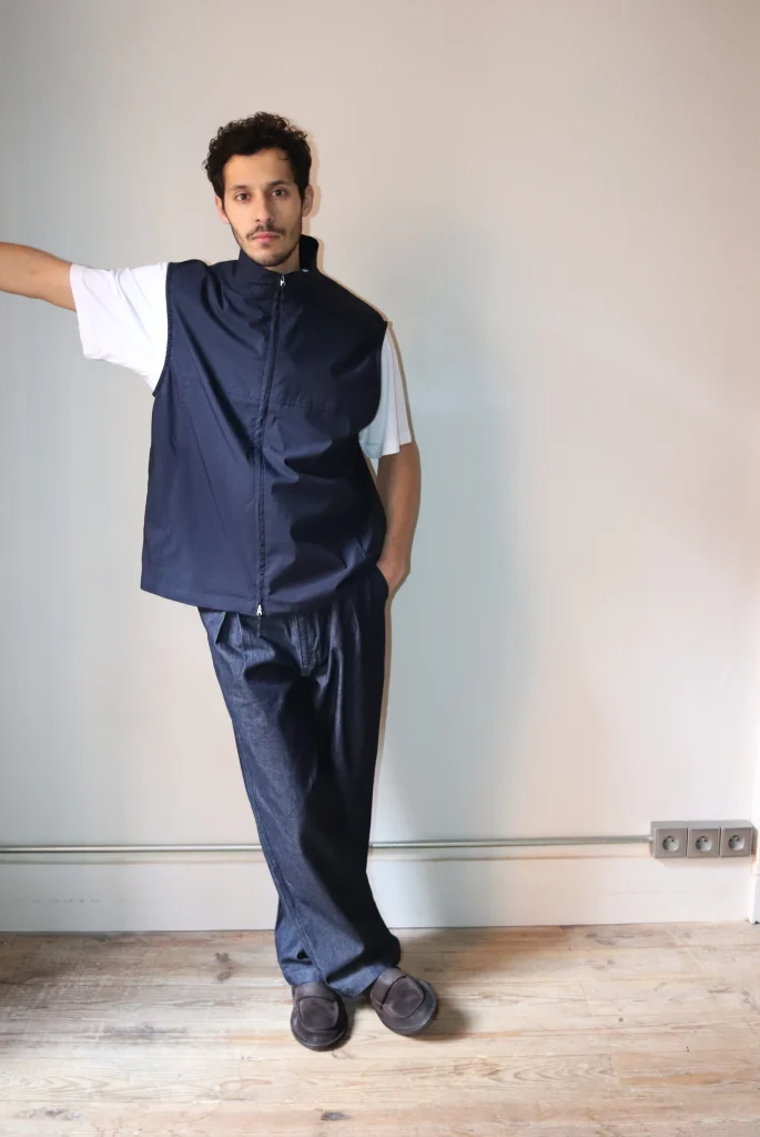 Still By Hand - Stand Collar Vest Navy - Rendez-vous Store