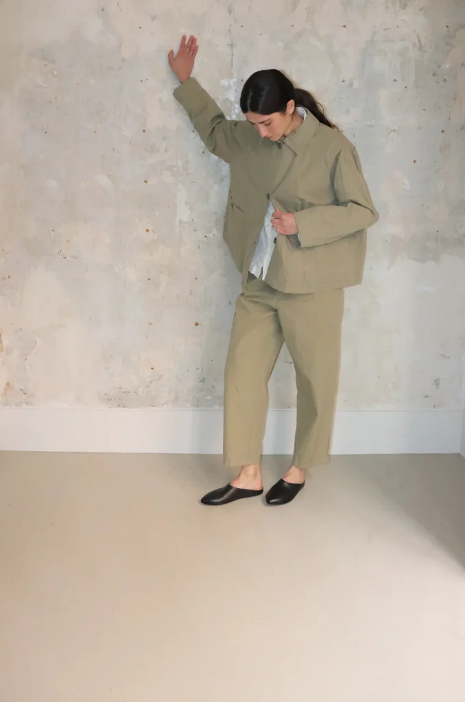 outil manteau uzes 墨染 casey casey outil manteau uzes 墨染 casey casey - メルカリ