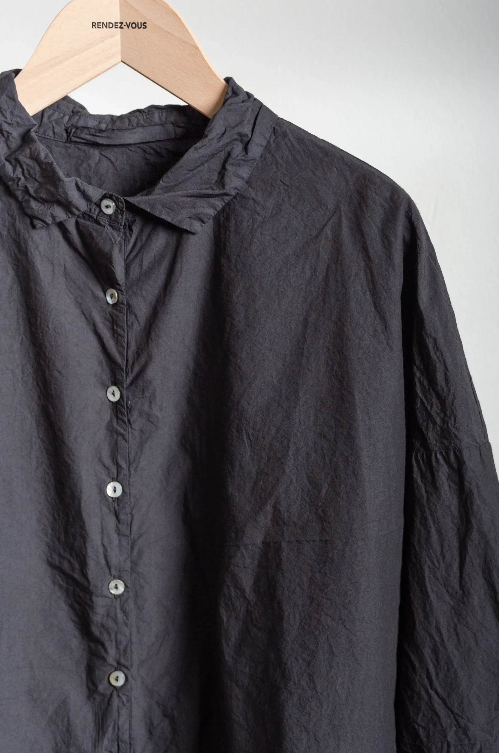 Album Di Famiglia - Short Collar Shirt TC Black - Rendez