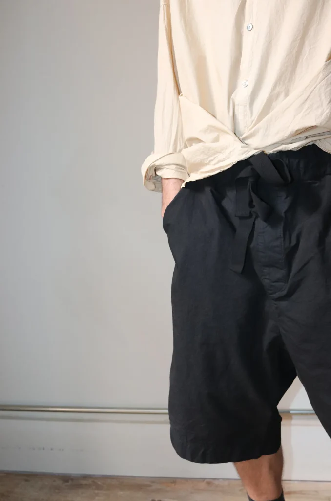 short2-1-678x1024.webp