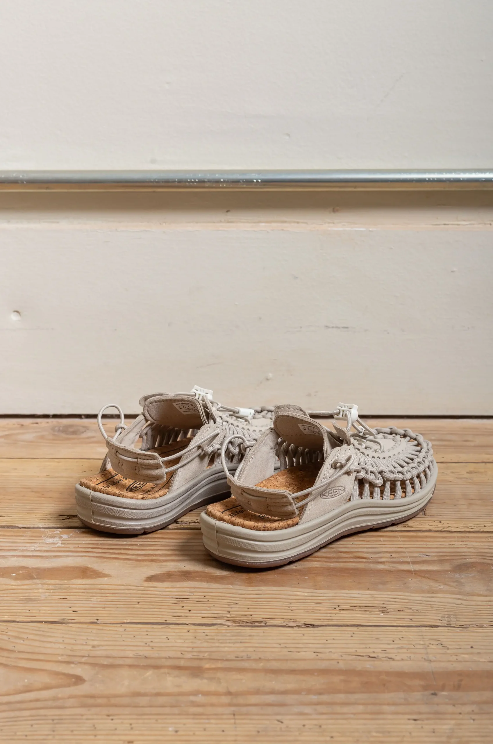 All Gender UNEEK II Convertible | Black/Black | KEEN Footwear