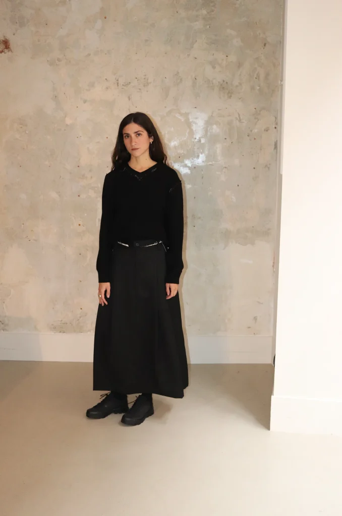 CAMIEL FORTGENS B.V. / トップス/M/ウール/BLK/無地// CAMIEL FORTGENS Frankenstein V-Neck Black