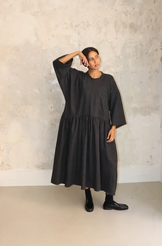 Sofie D'Hoore - DELOS Wide Dropped Waist Dress Coal Pow Sofie D'Hoore - DELOS Wide Dropped Waist Dress Coal Pow