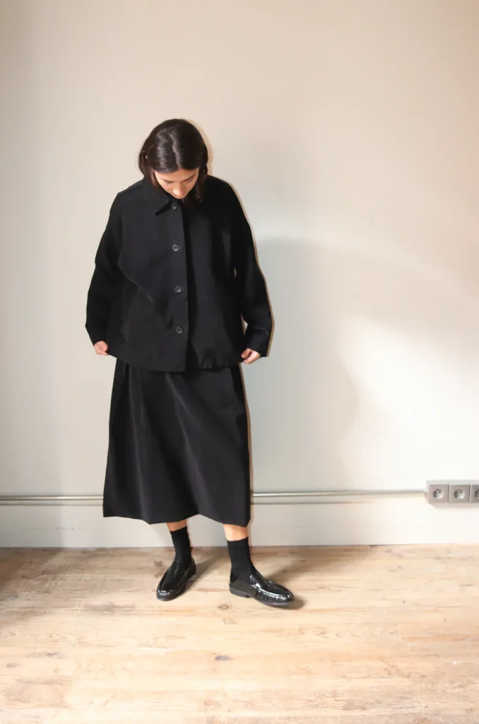 【最終値下】CASEY-CASEY ブラック テーラードジャケット 最終値下】CASEY-CASEY ブラック テーラードジャケット - メルカリ