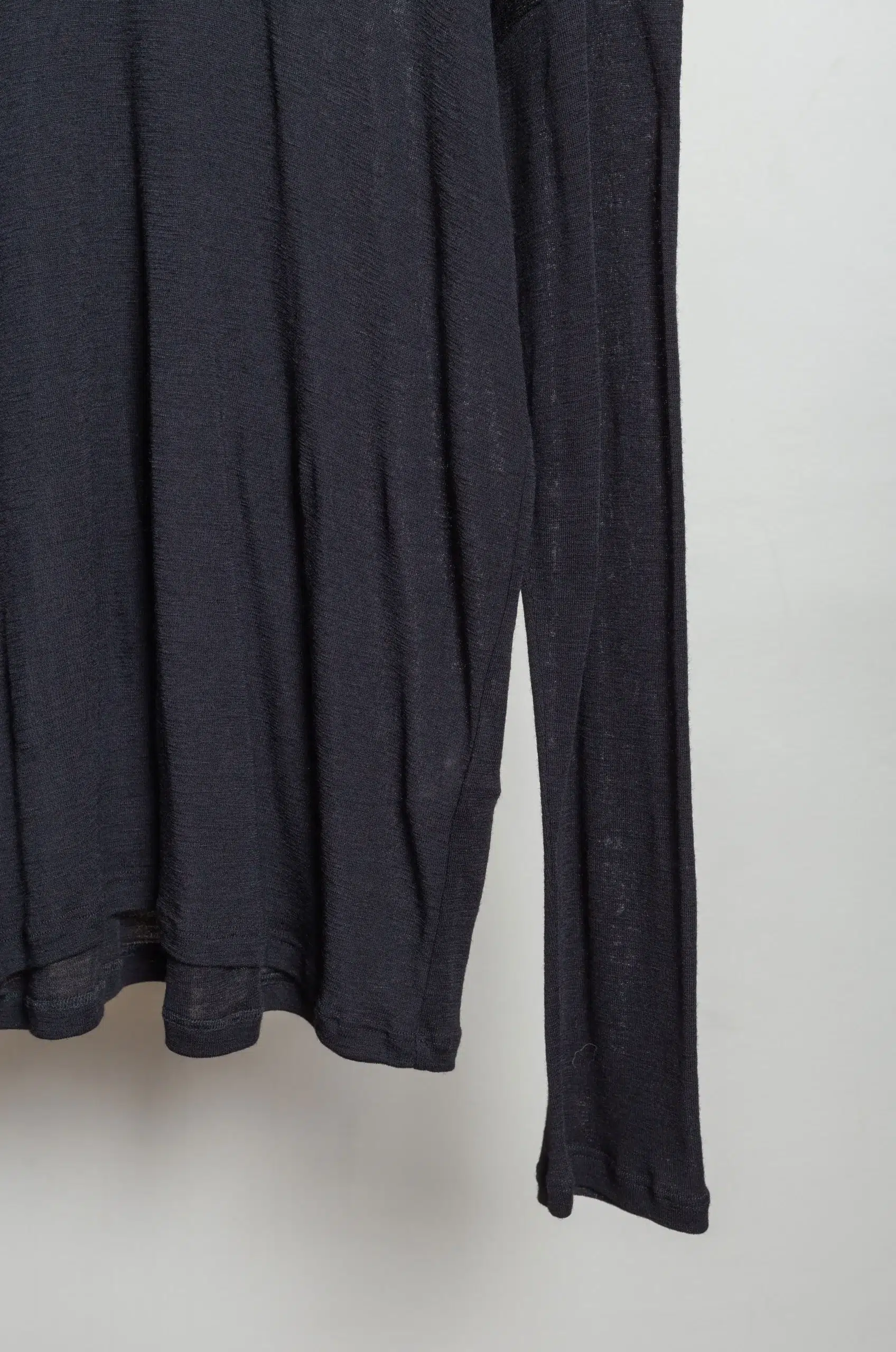 Sono - Luno Longsleeve 4071 - Black