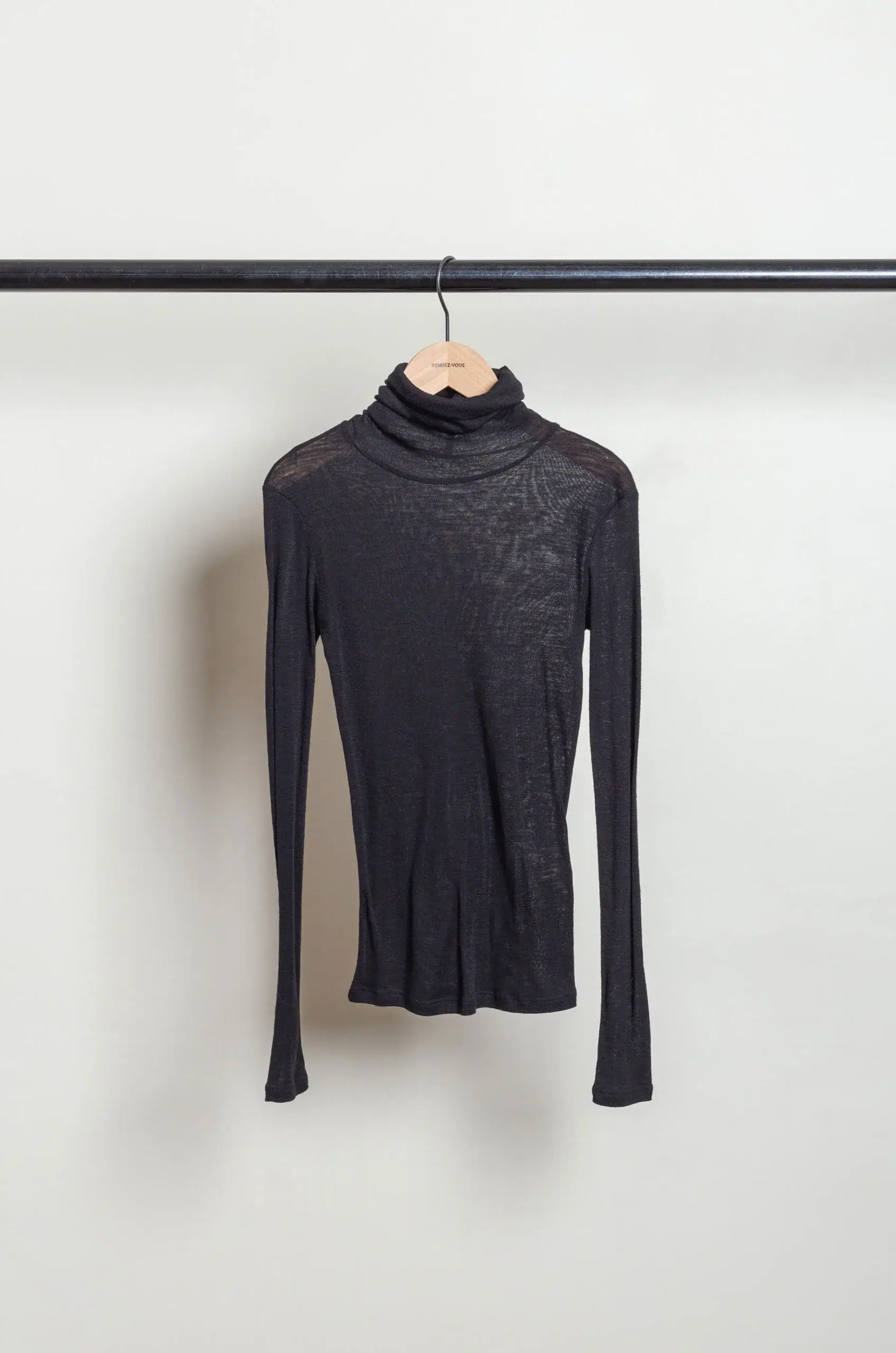 Sono - Roberta Rollneck 4021 - Black
