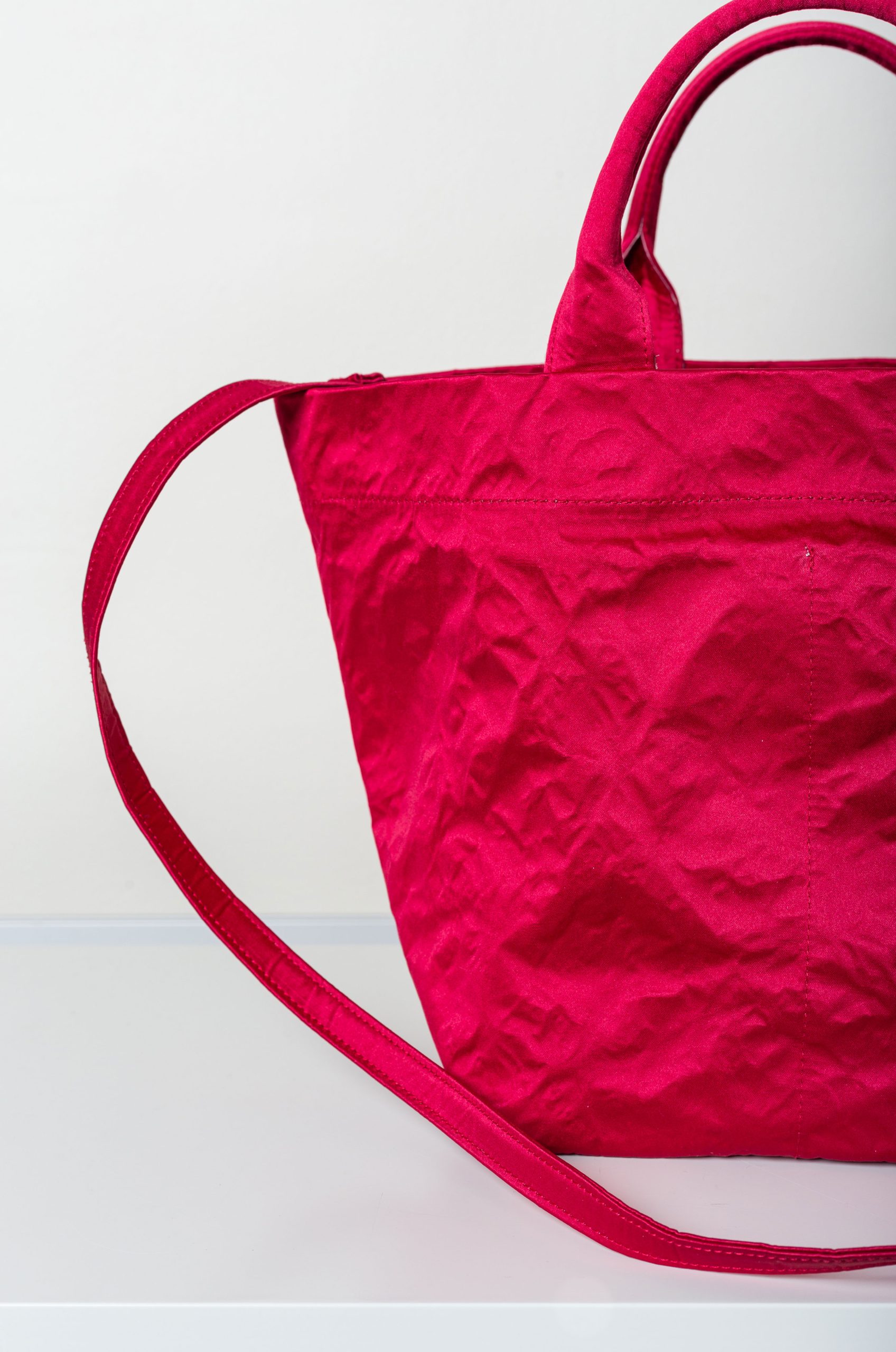 Zilla Satin Shopper Reddish