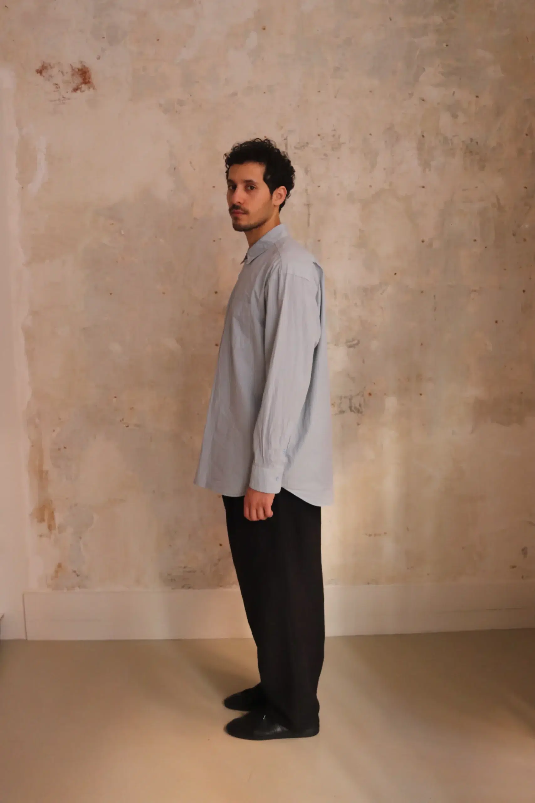 Yoko Sakamoto - REGULAR COLLAR SHIRT - SKY BLUE