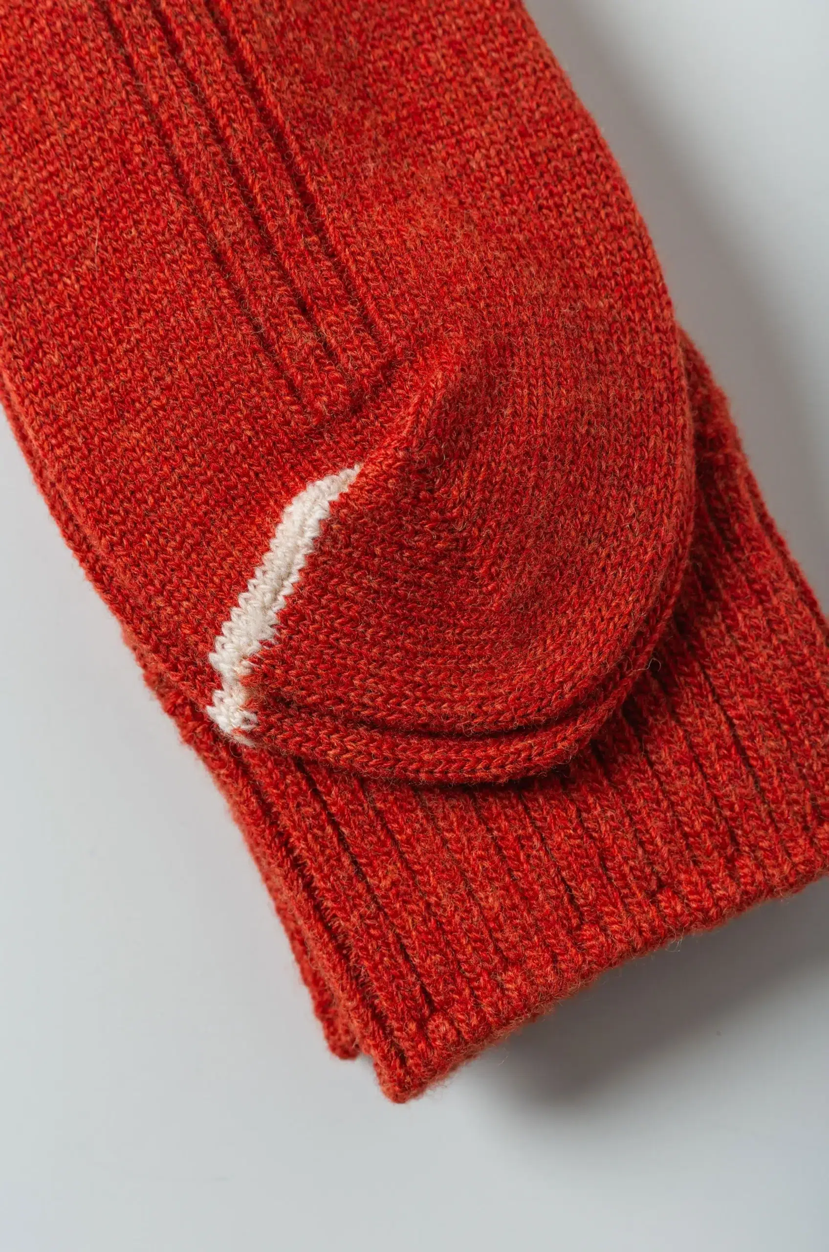 Rototo - MERINO LAMBS WOOL CREW SOCKS R1561 - BRICK