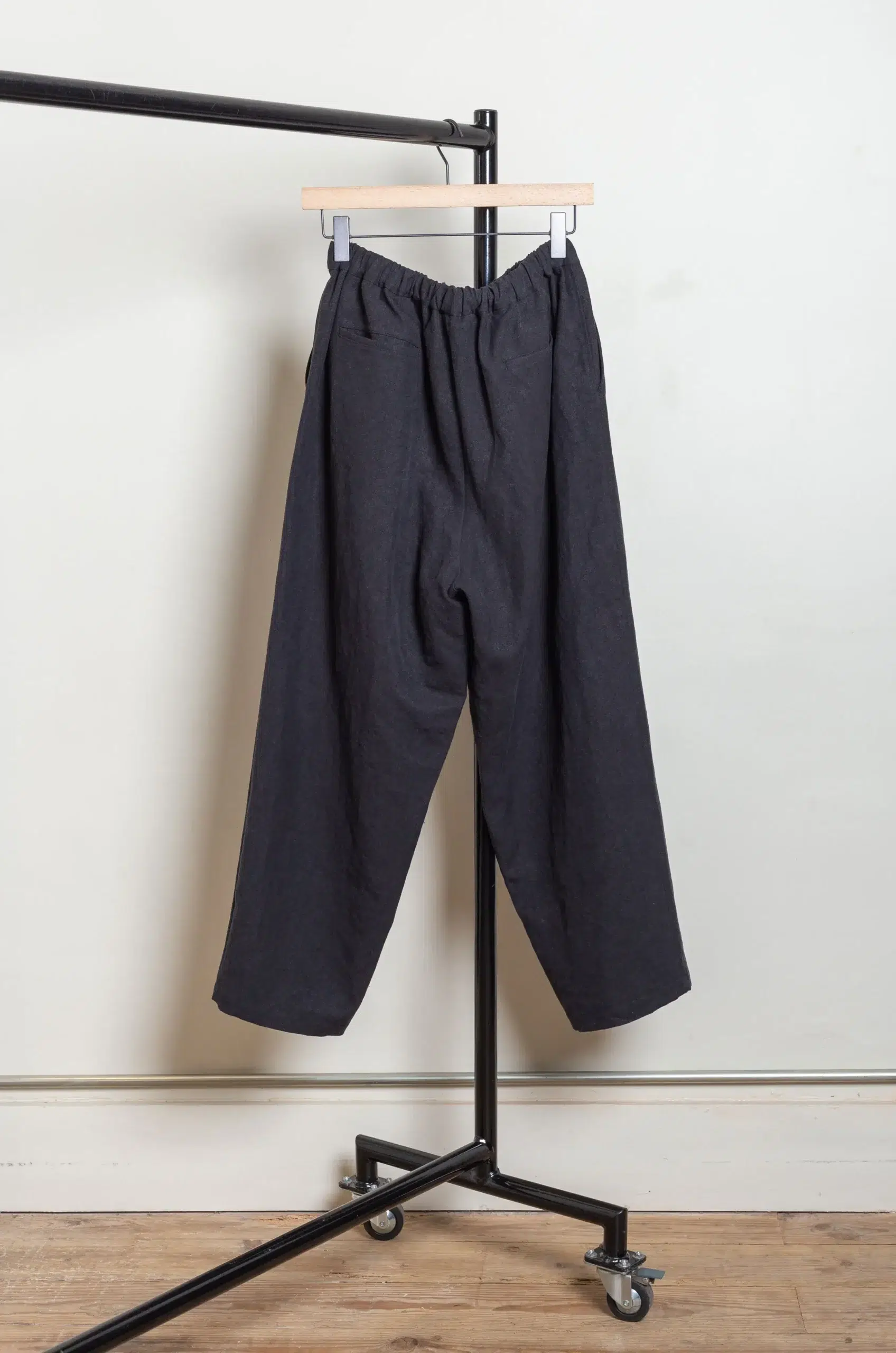 Yoko Sakamoto - WIDE EASY PANTS - BLACK