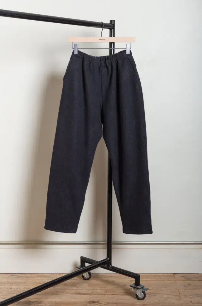 COMOLI WOOL SERGE PANTS NAVY 2