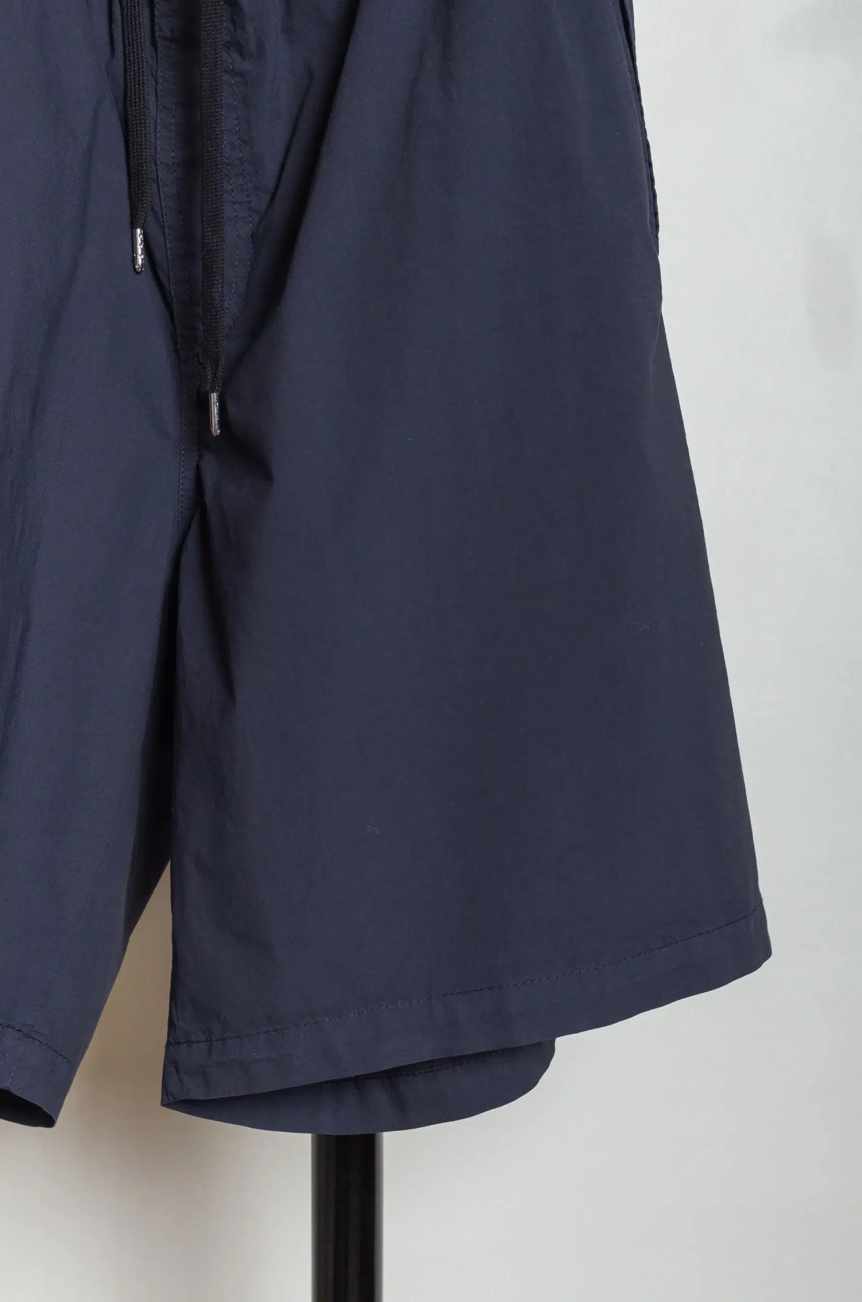 Cellar Door - JAGO F823 - NERO