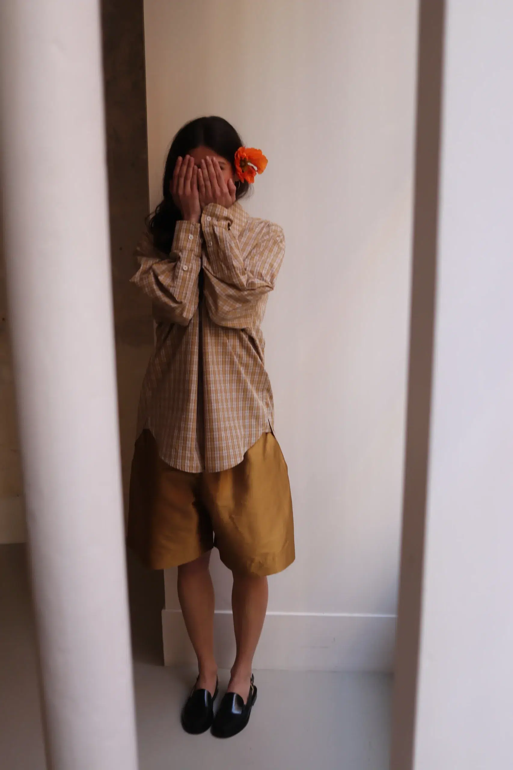 CAWLEY - SILK DUPION HILDA SHORT - OCHRE