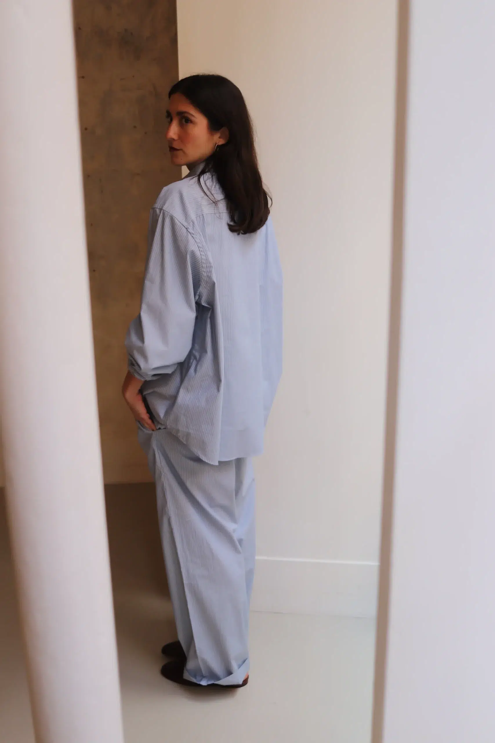 BASERANGE - CLAUDE SHIRT - BLUE STRIPE