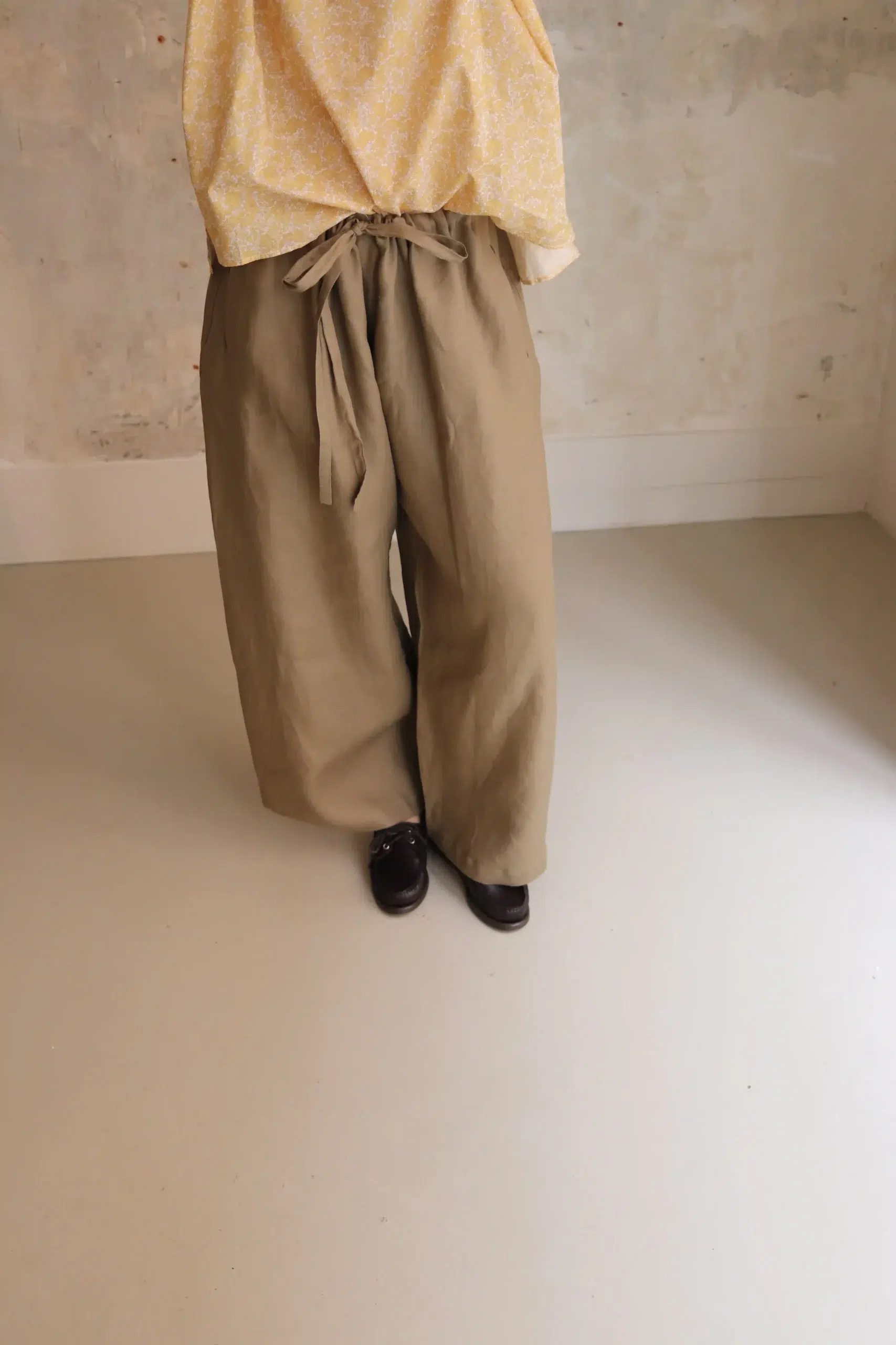 Whiteread - VESPER GATHERED TIE TROUSERS WR052-HE - HEATH