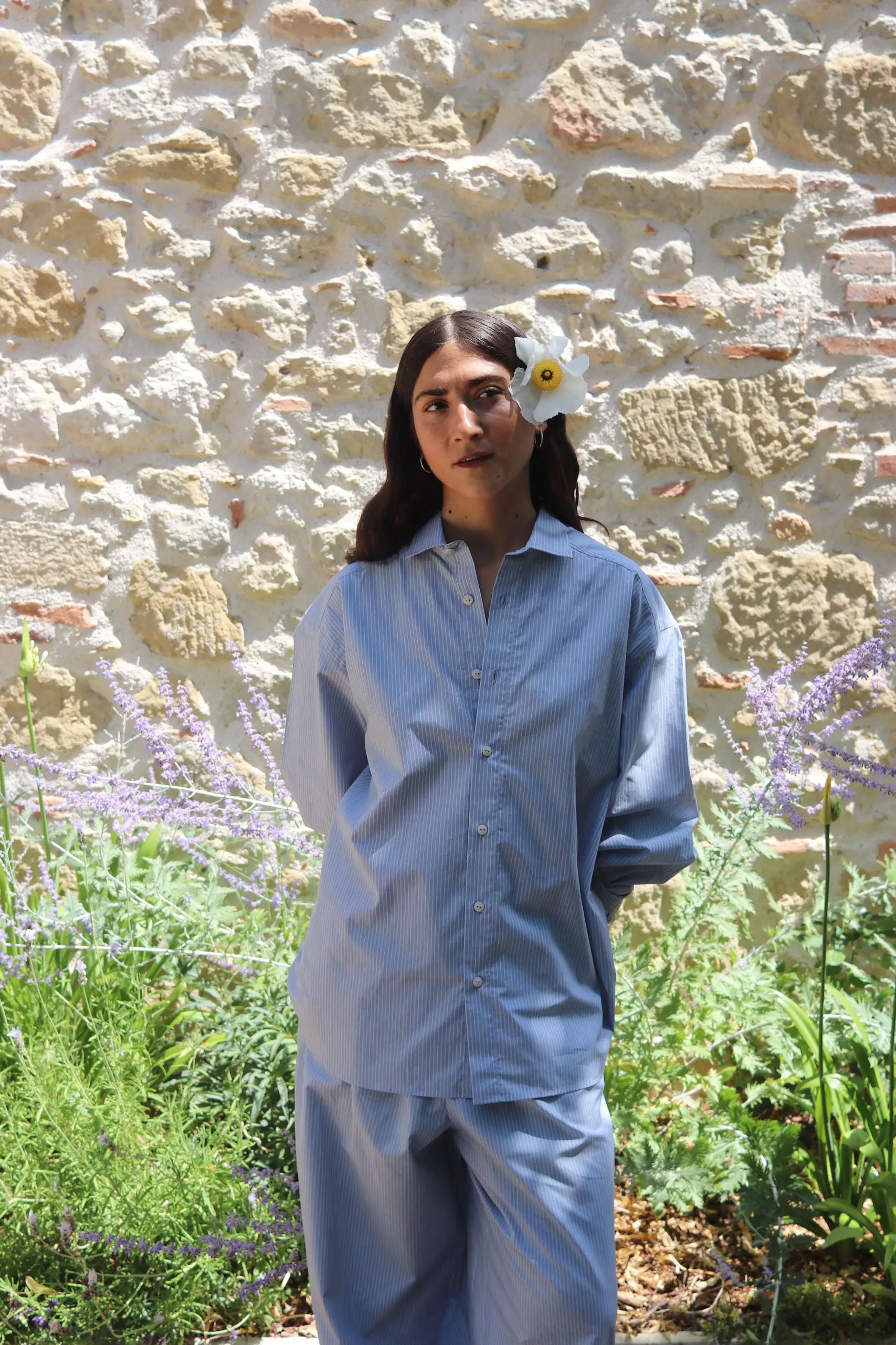 BASERANGE - CLAUDE SHIRT - BLUE STRIPE