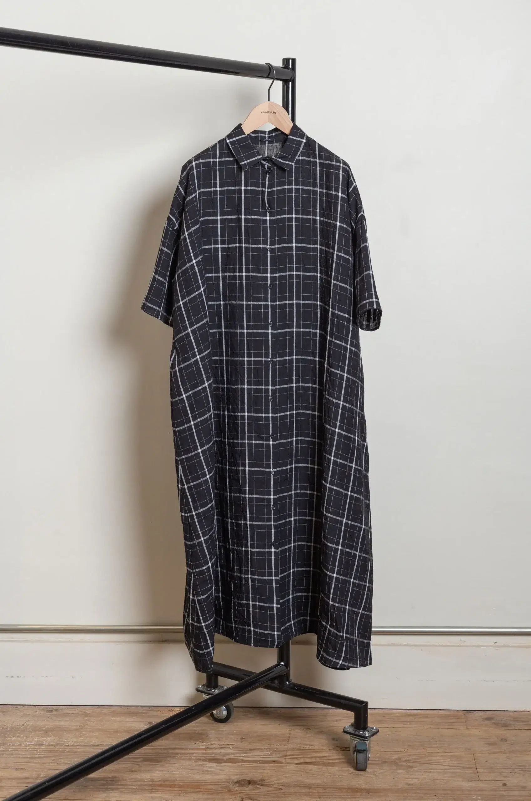 ApuntoB - DRESS P1813/TS978 - BLACK