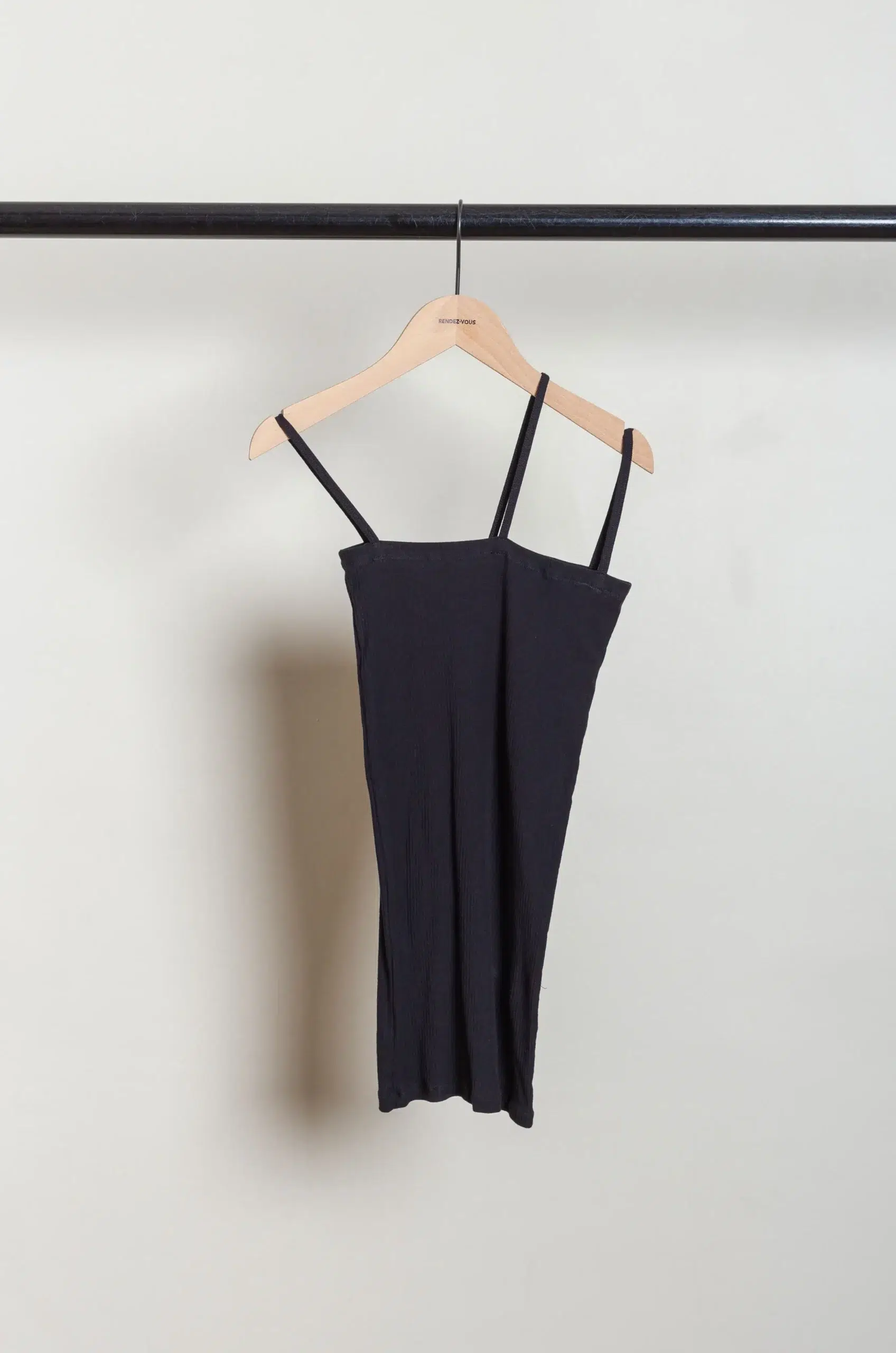 BASERANGE - NIDA TANK - BLACK