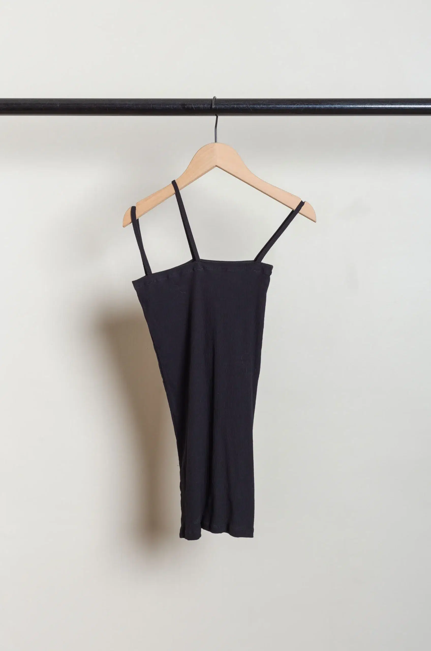 BASERANGE - NIDA TANK - BLACK