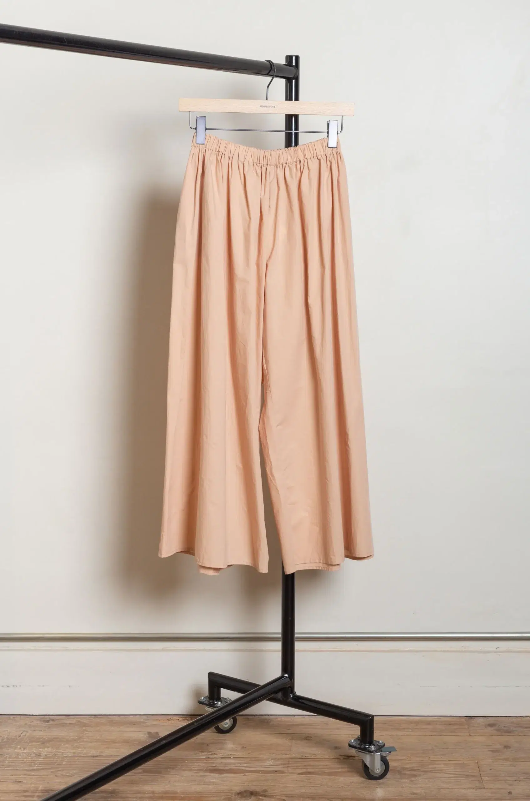 BASERANGE - CABLE PANTS - ANDRADITA SAND