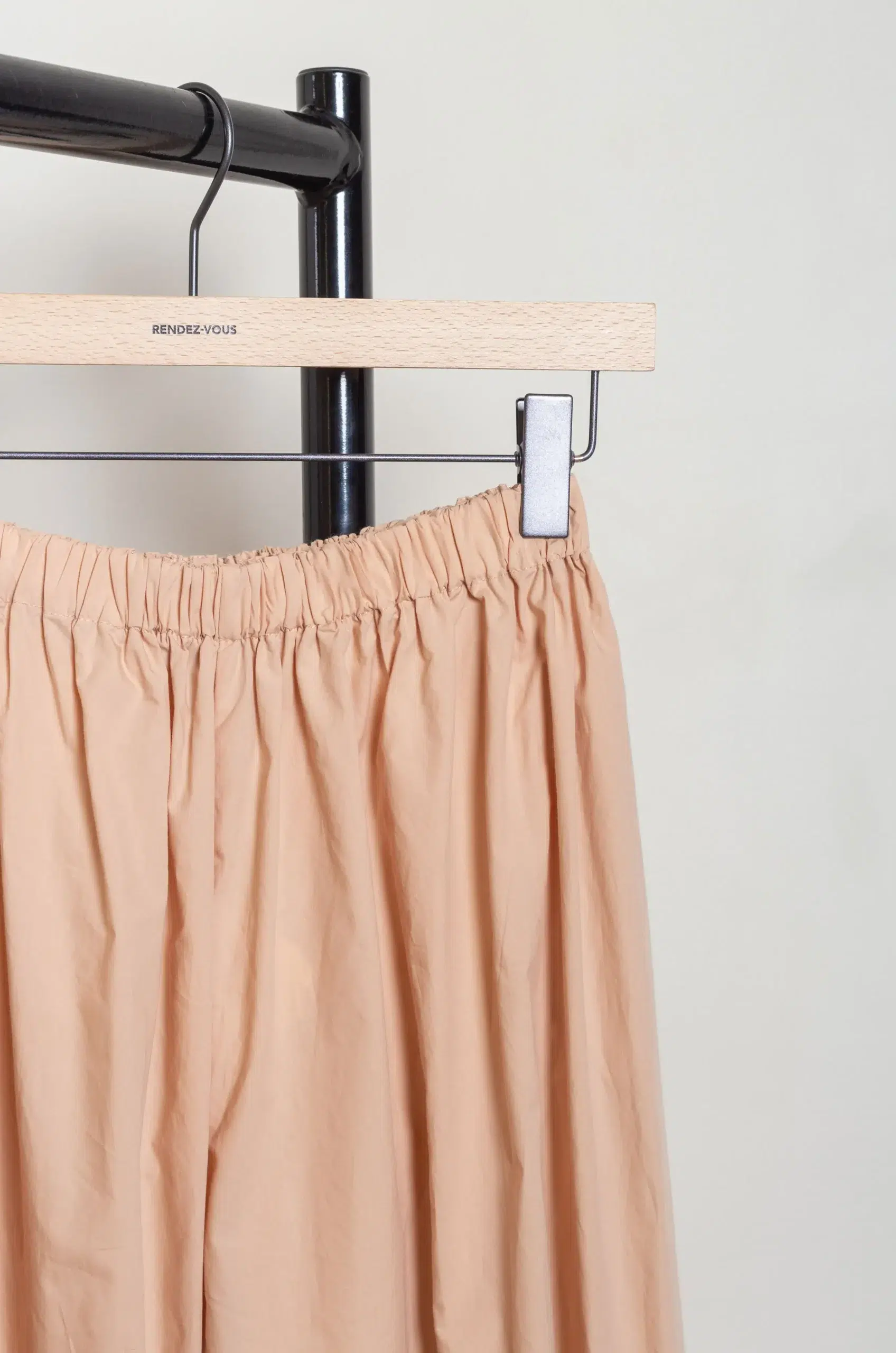 BASERANGE - CABLE PANTS - ANDRADITA SAND