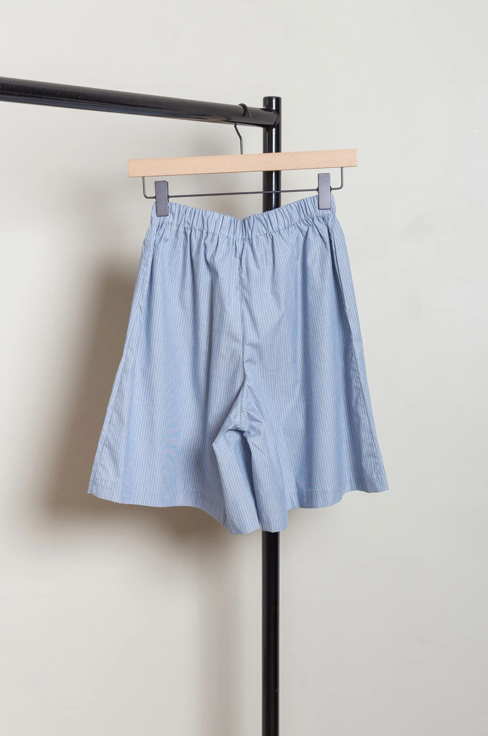 BASERANGE - CLAUDE SHORTS - BLUE STRIPE