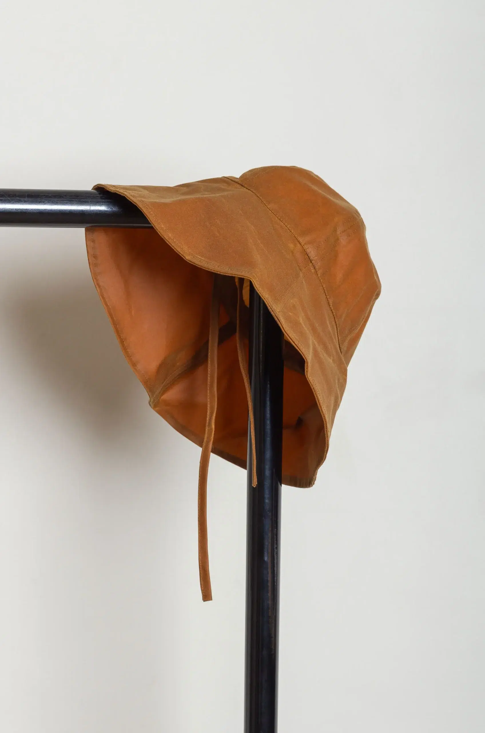 CAWLEY - BRITISH WAXED OILSKIN SUNHAT - GOLD