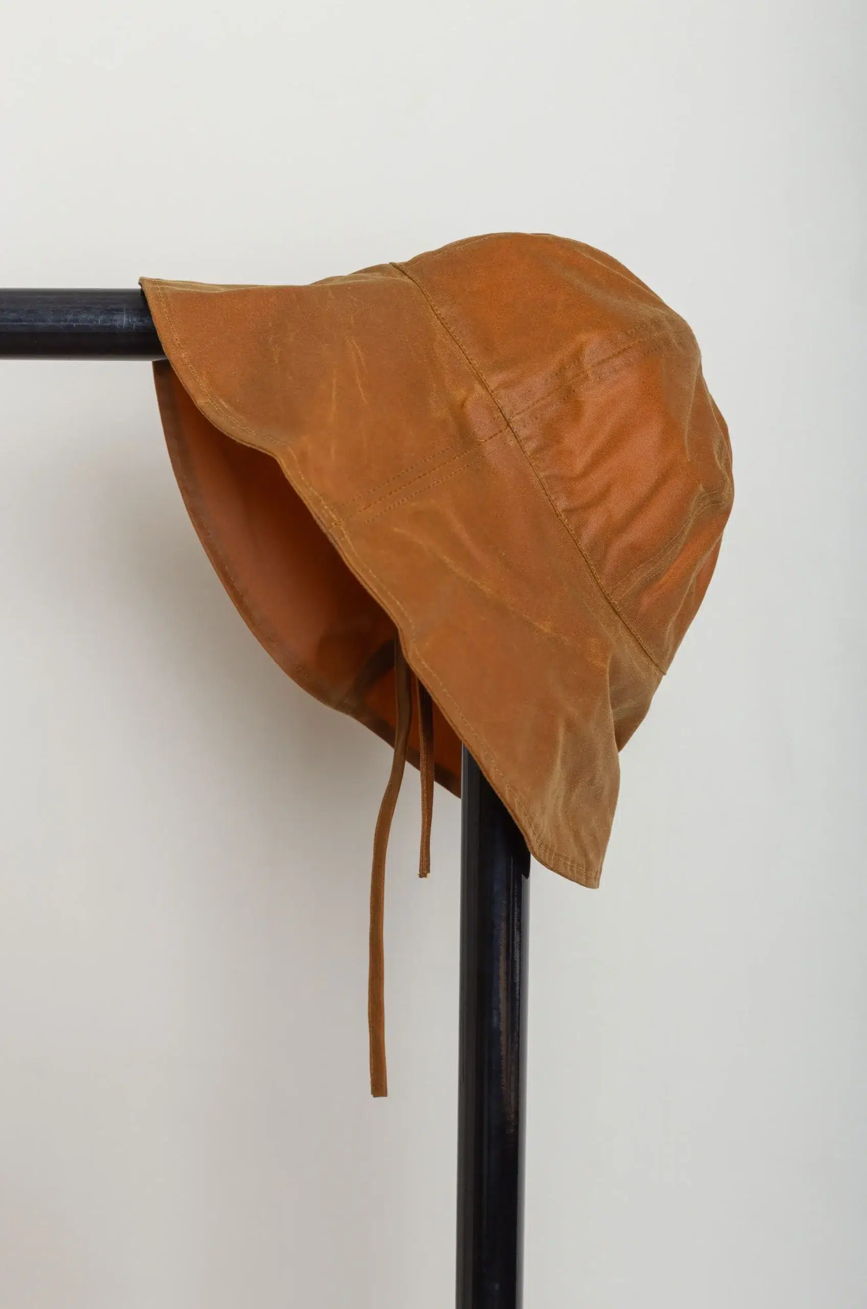 CAWLEY - BRITISH WAXED OILSKIN SUNHAT - GOLD