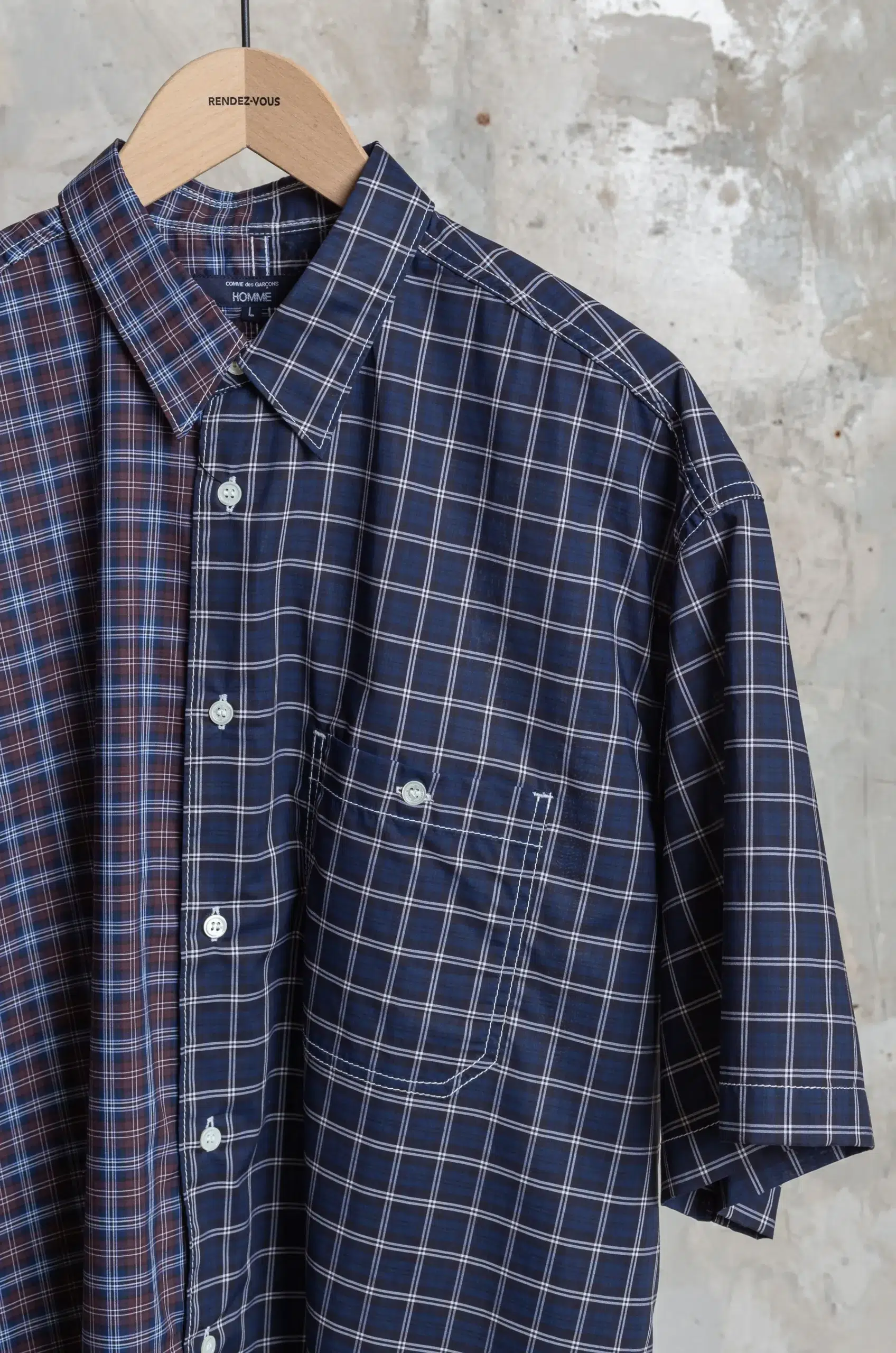 Comme Des Garçons Homme - MEN'S SHIRT HQ-B022-051 - NY/BK/WH XBR/N