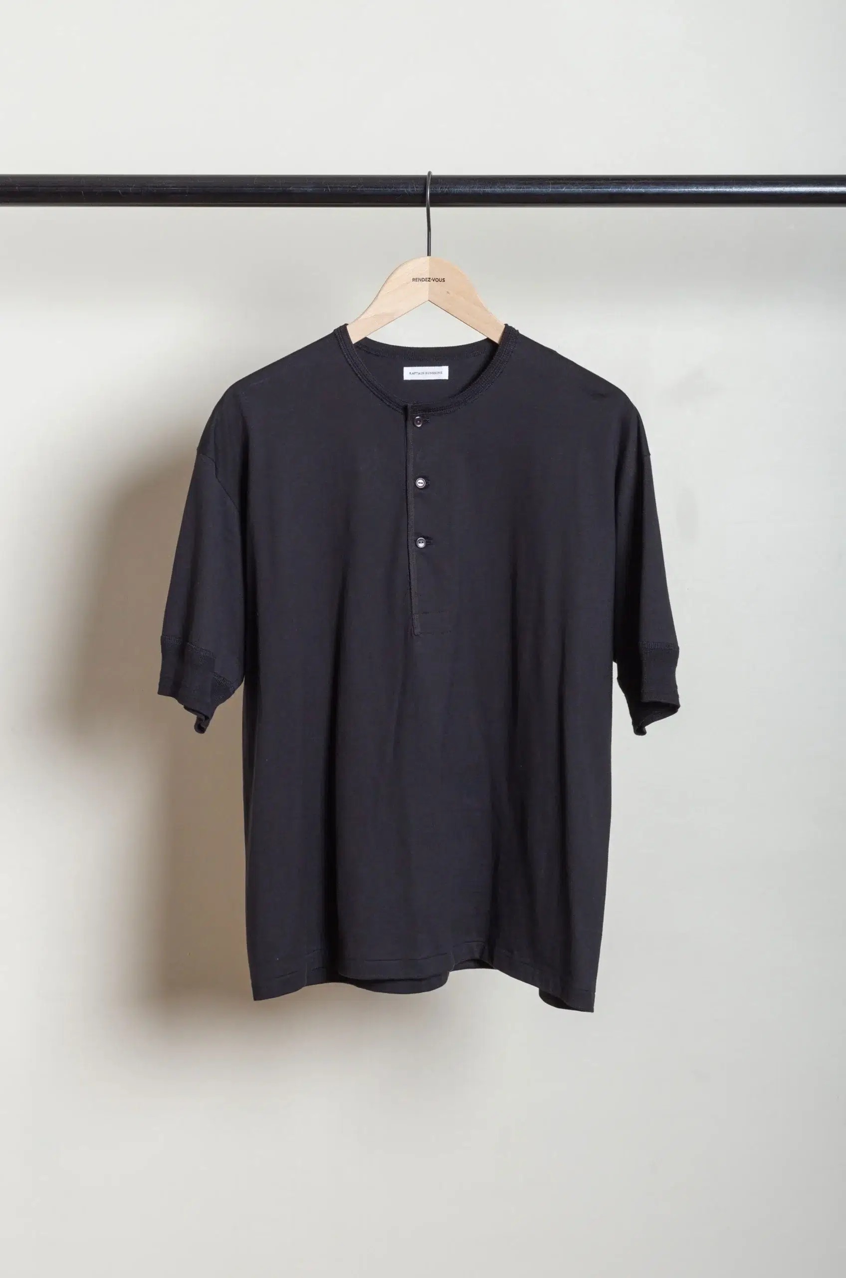 Kaptain Sunshine - MEN T-SHIRT KSBSCS11 - BLACK