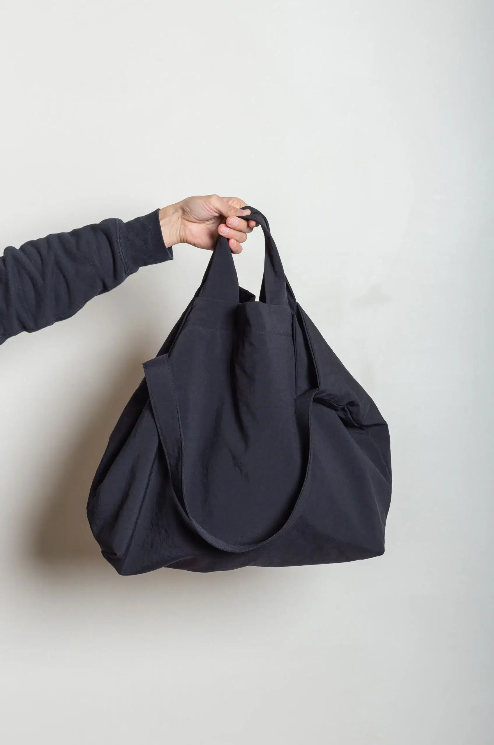 Still By Hand - GD05261OS Nylon ox two-way bag - INK BLACK