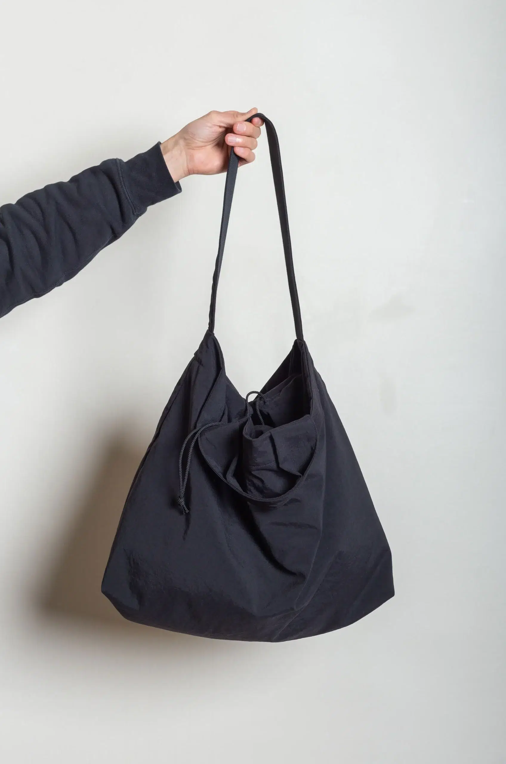 Still By Hand - GD05261OS Nylon ox two-way bag - INK BLACK