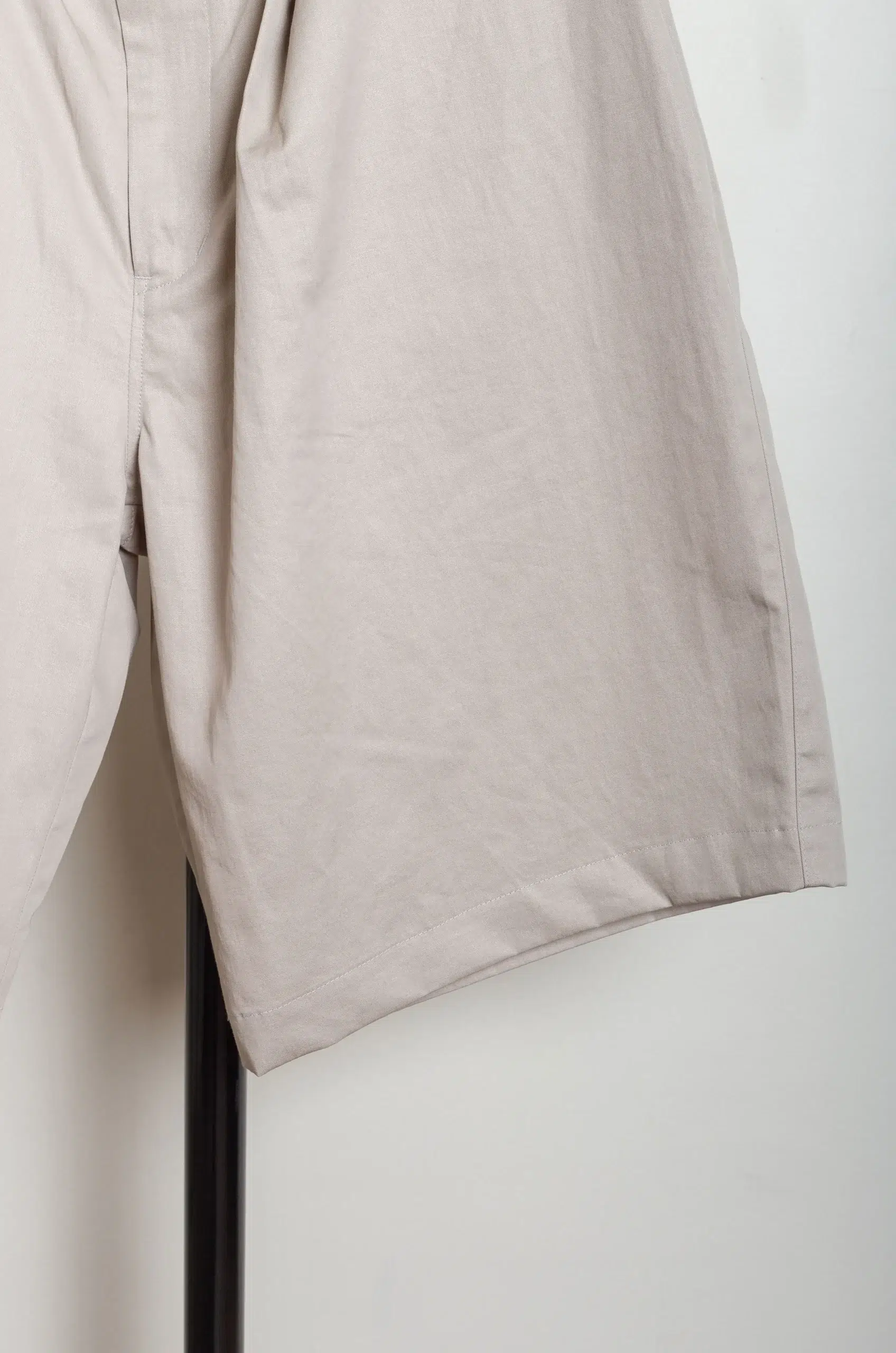 Still By Hand - PT10261OS Linen mixed wide shorts - TAUPE