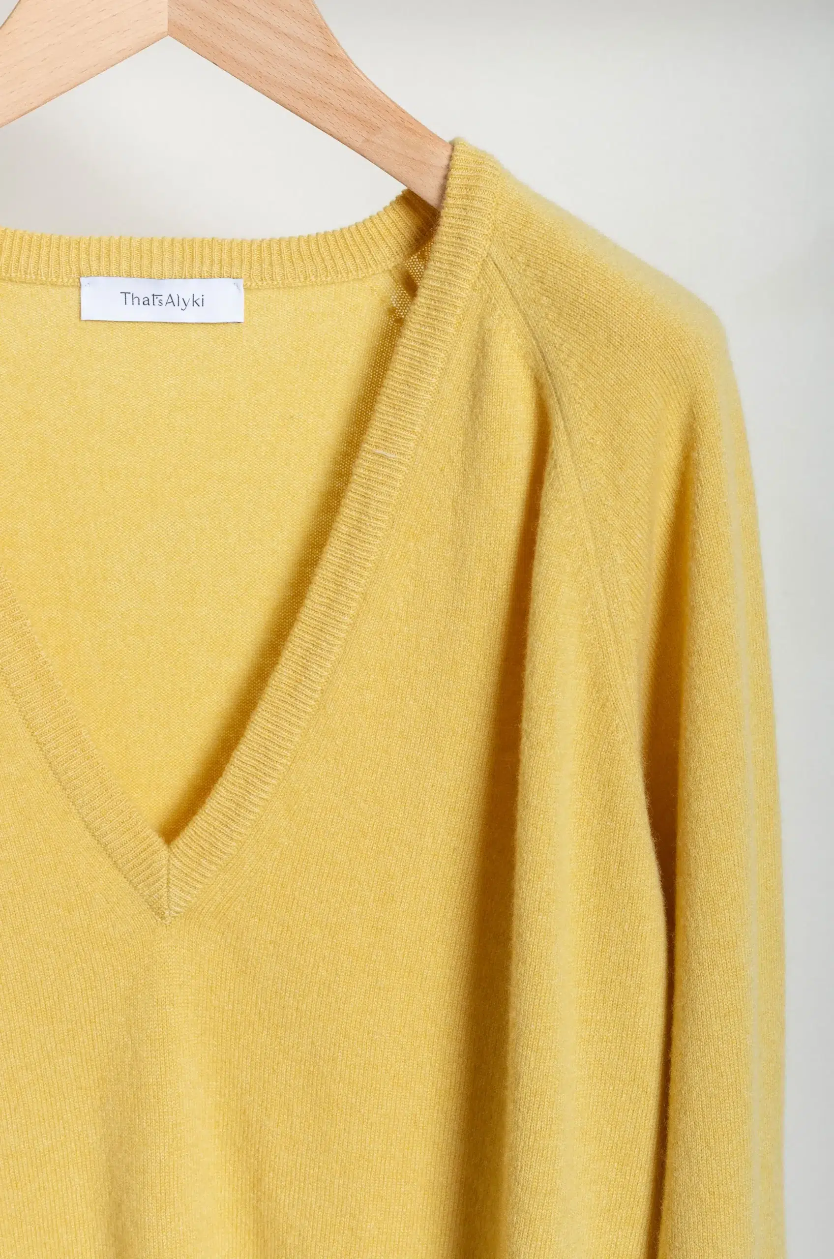 That's Alyki - BRIGHTON KNITWEAR C2146TU - Pollen