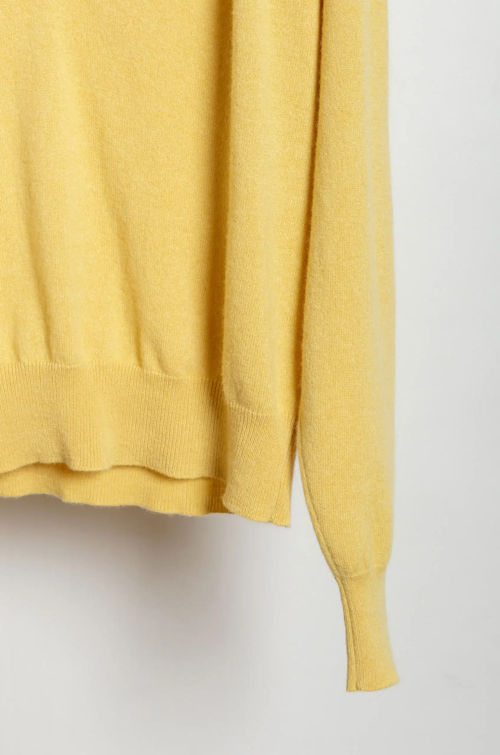 That's Alyki - BRIGHTON KNITWEAR C2146TU - Pollen