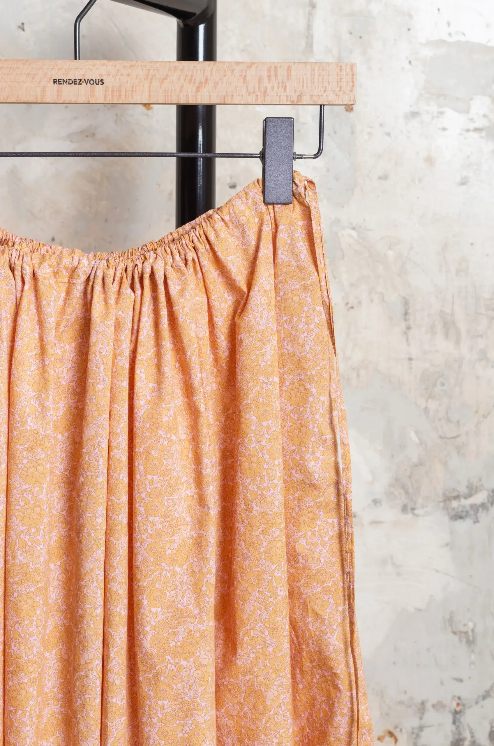 Whiteread - HANSA GATHERED TIE SKIRT WR082-PF - PEACH FLORA