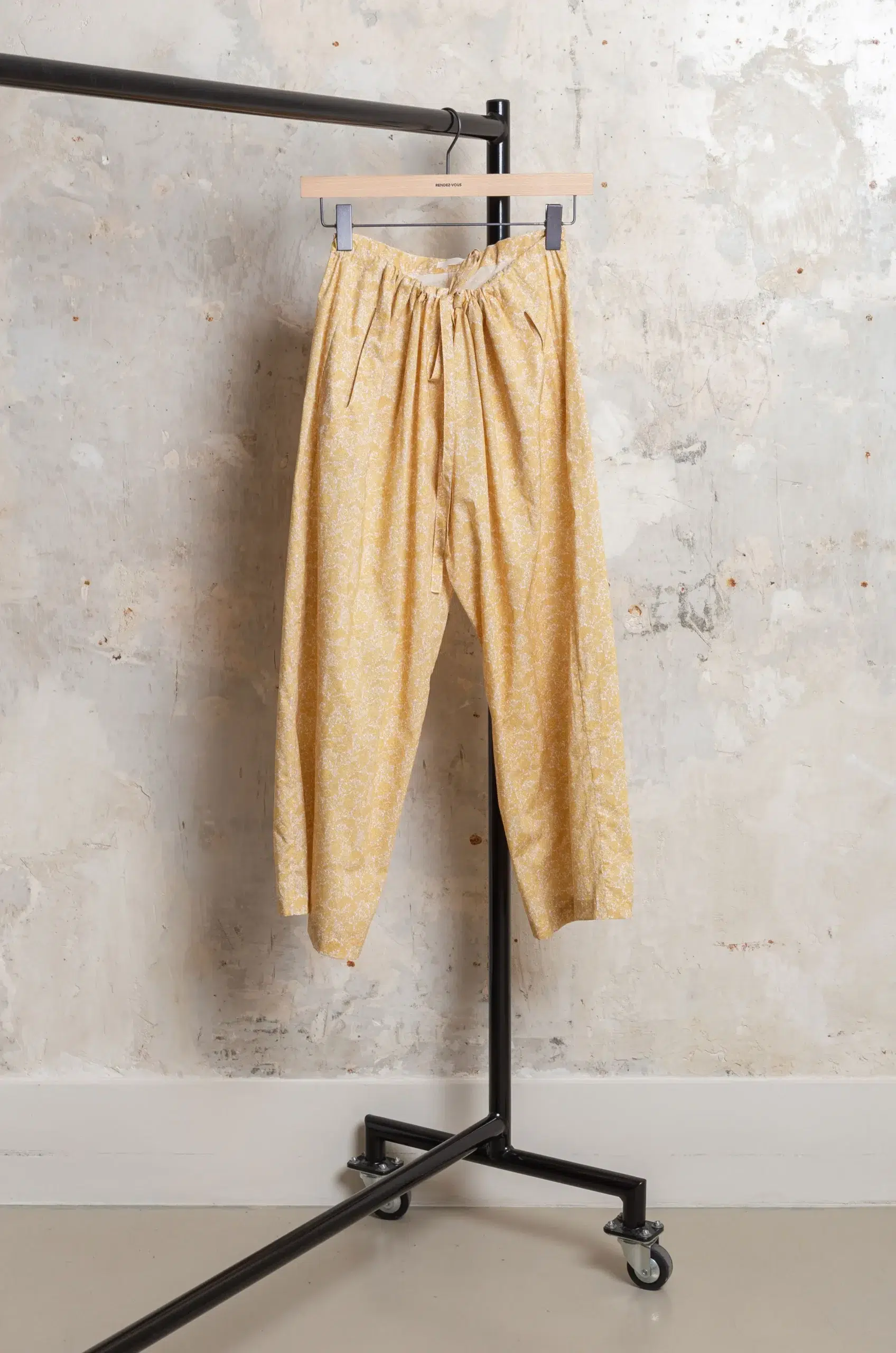 Whiteread - VESPER GATHERED TIE TROUSERS WR052-BF - BUTTER FLORA