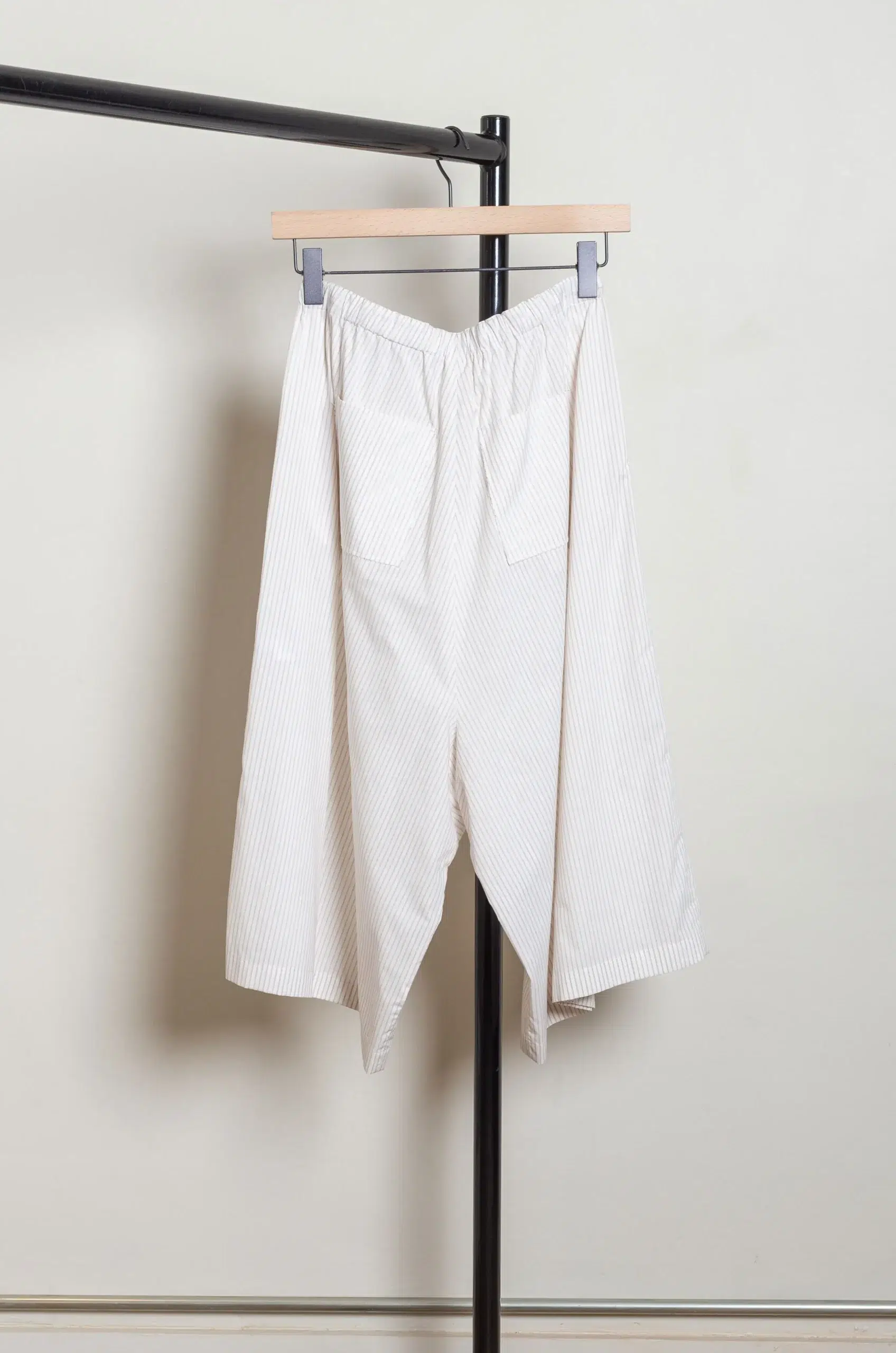 WRIGHT & DOYLE - MELDON SHORTS WD-134-CB - CHALK BRICK PINSTRIPE