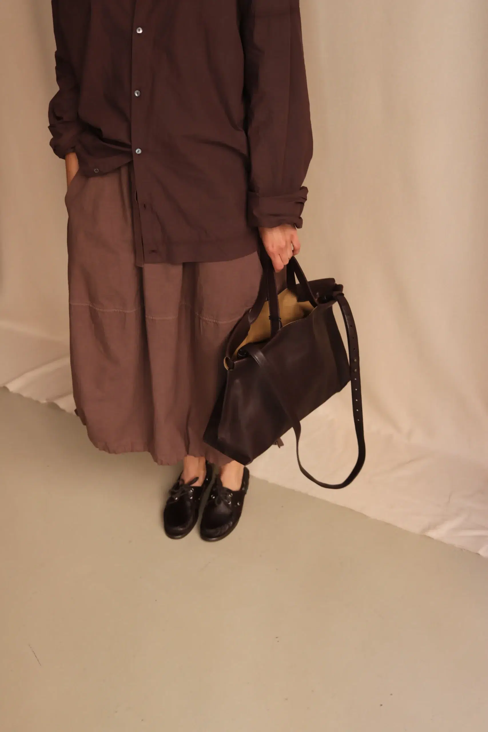 Bea Mombaers bags - SHOPPER MIDI MATTE - DARK BROWN