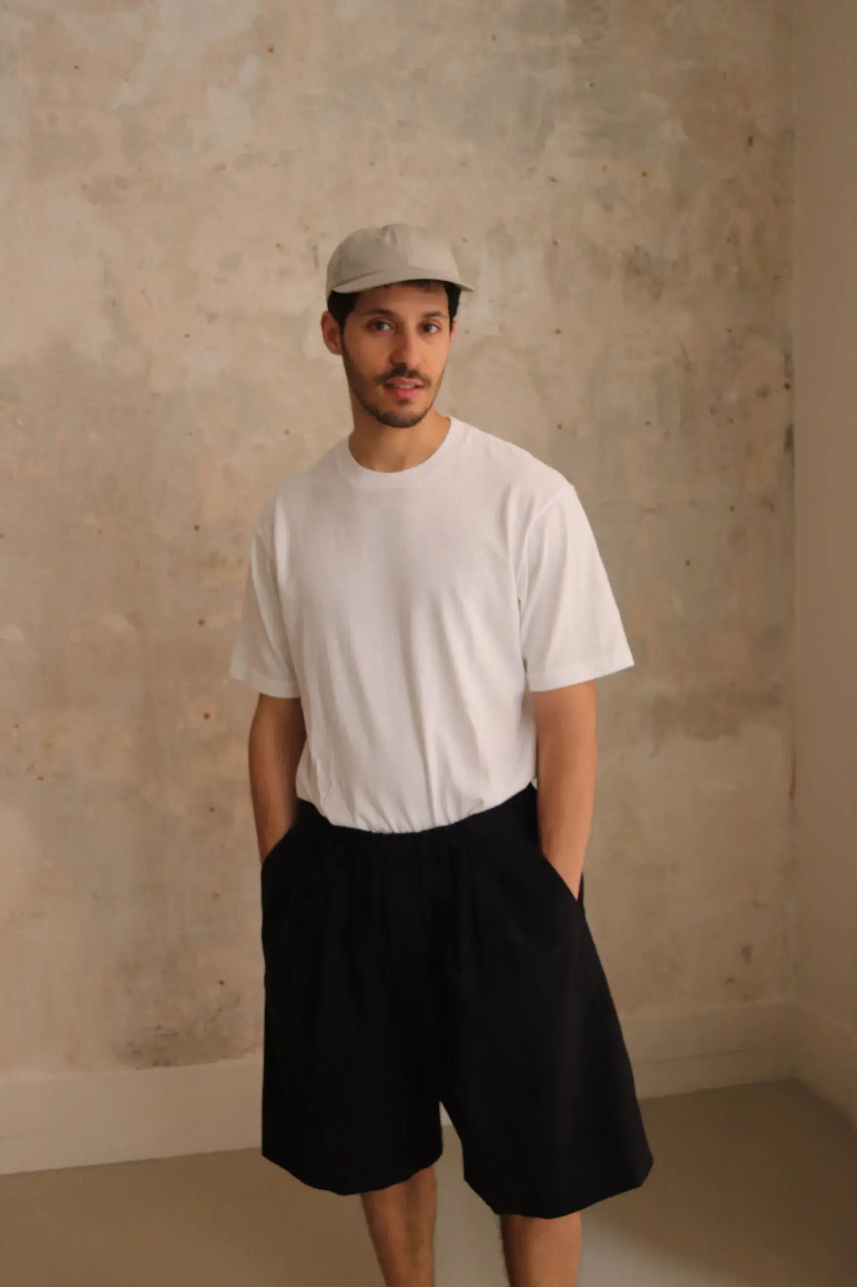 Yoko Sakamoto - DOUBLE PLEATED WIDE EASY SHORTS - BLACK (L)