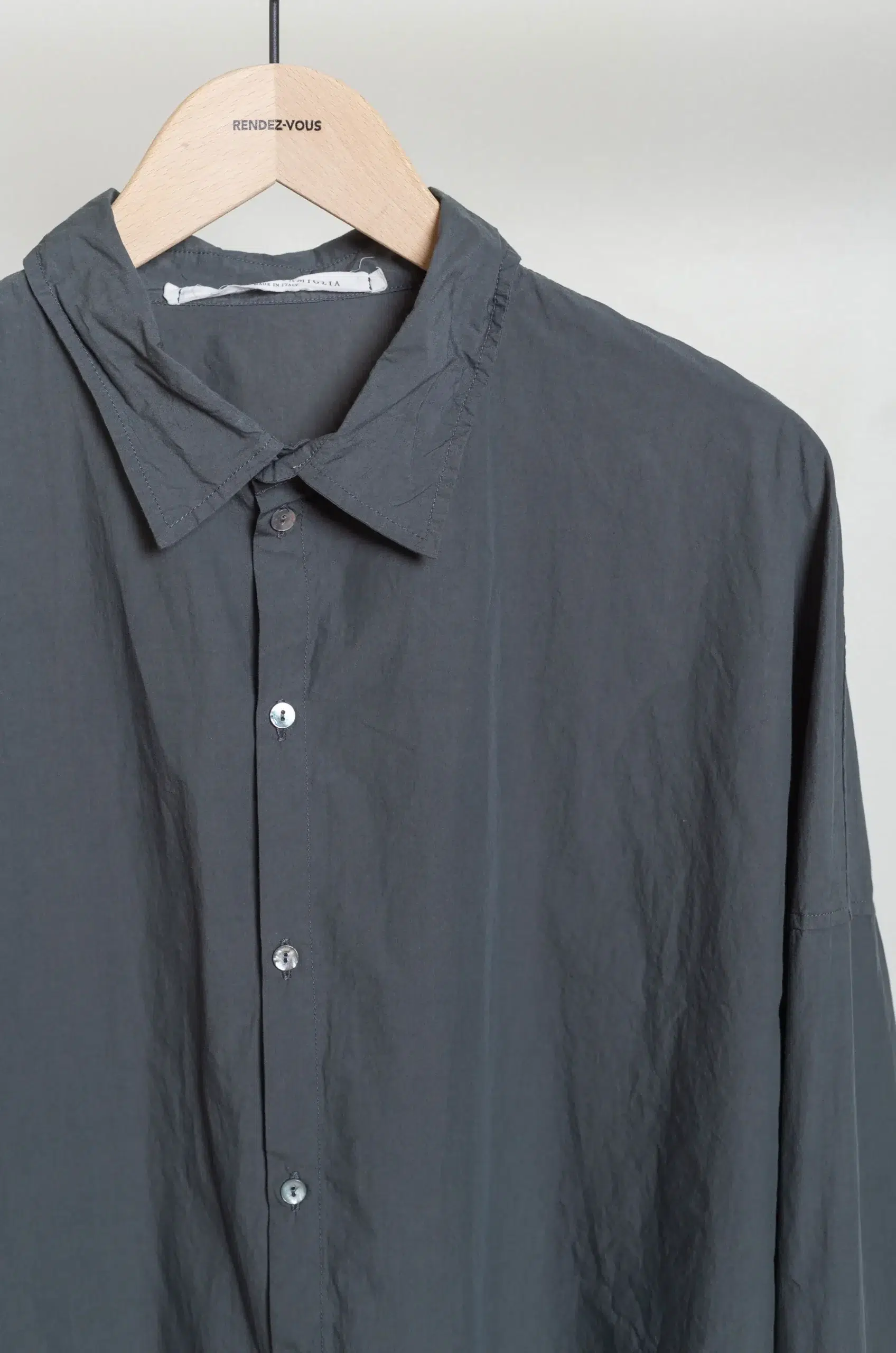 Album Di Famiglia - UNISEX COLLAR SHIRT TC - THYM