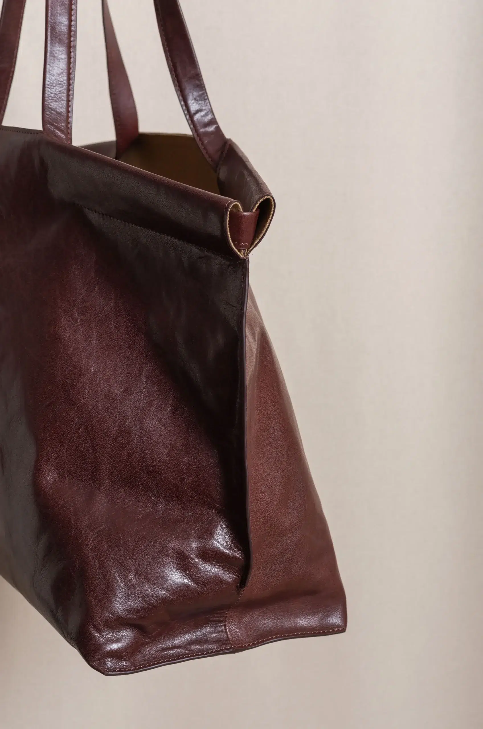 Bea Mombaers bags - SHOPPER EASTWEST TUMBLED - BROWN