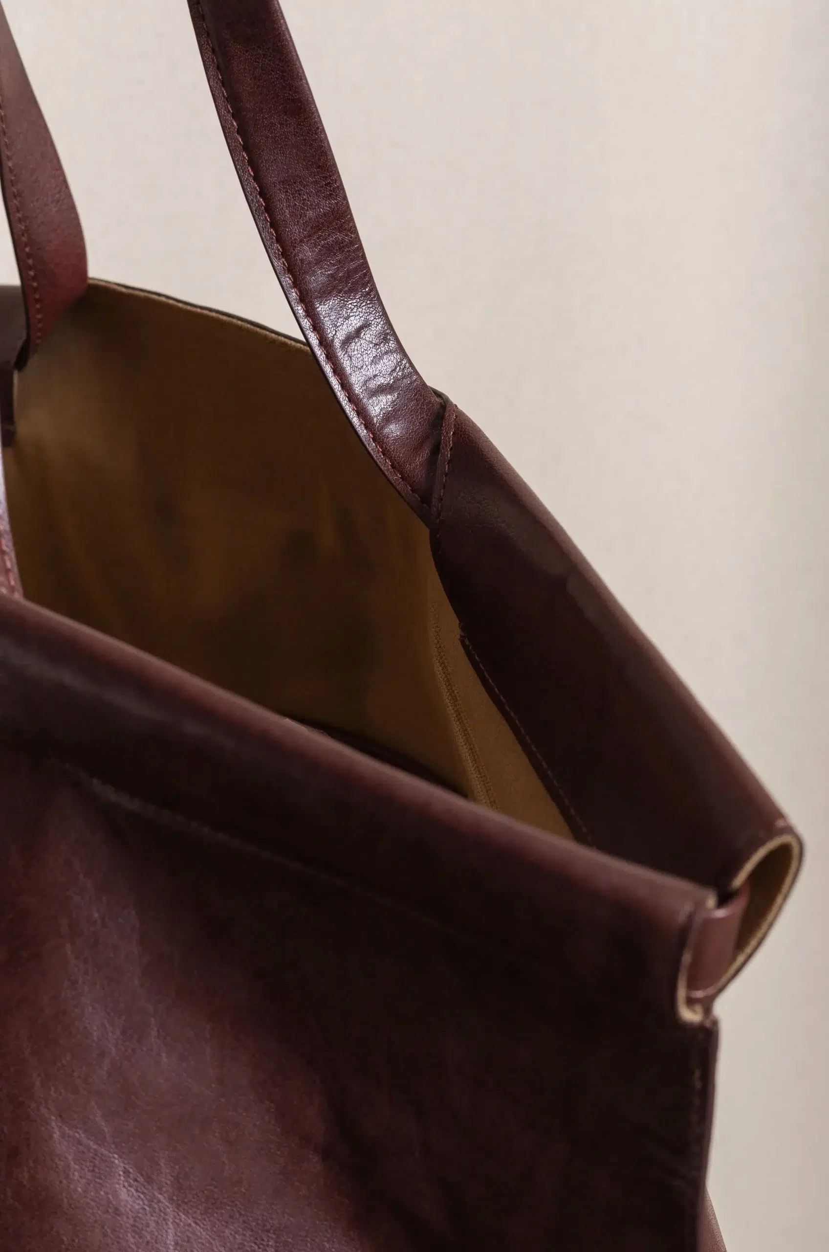 Bea Mombaers bags - SHOPPER EASTWEST TUMBLED - BROWN