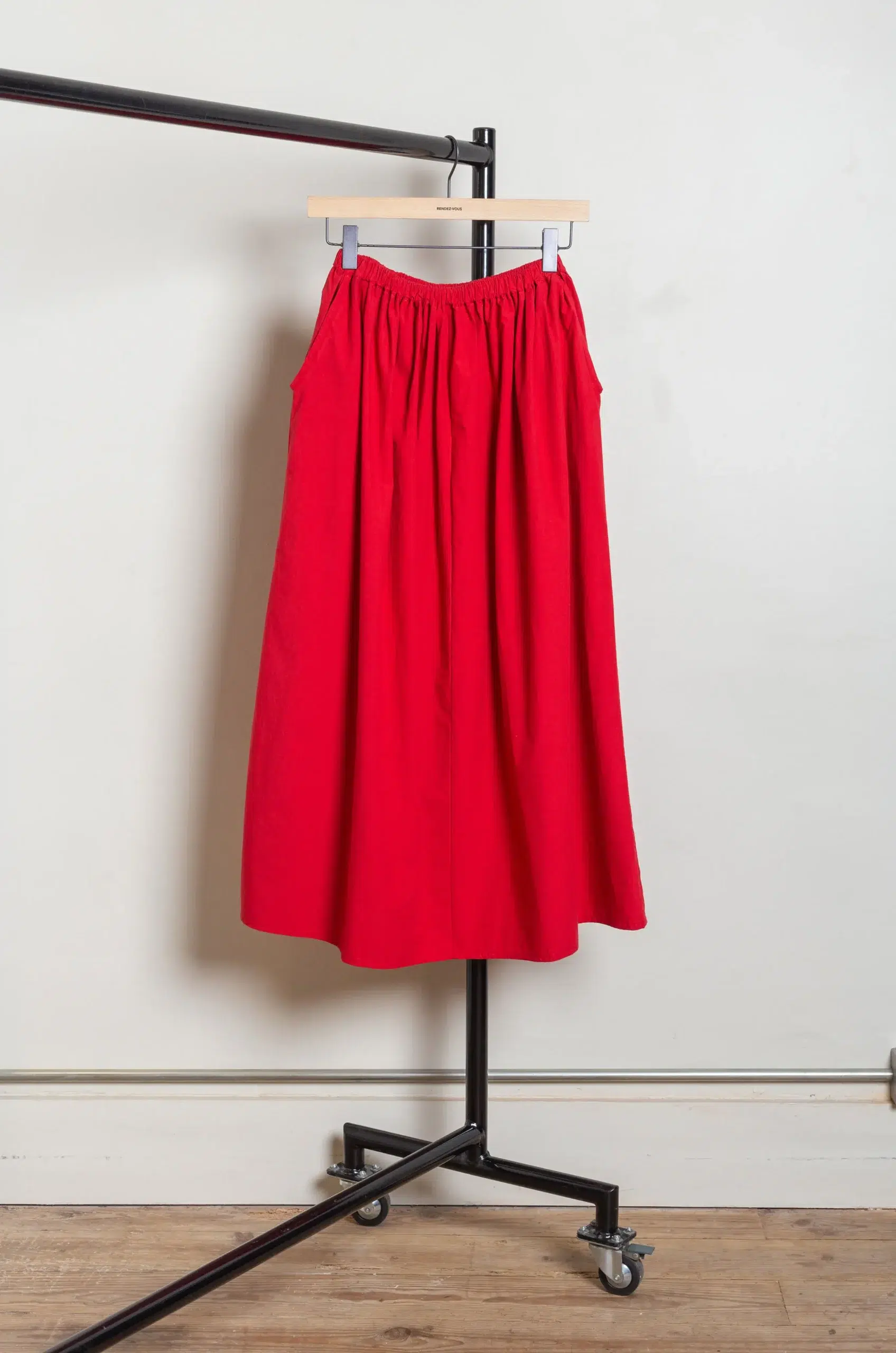 Eleph - WIDE POCKET SKIRT C9010506 - RED
