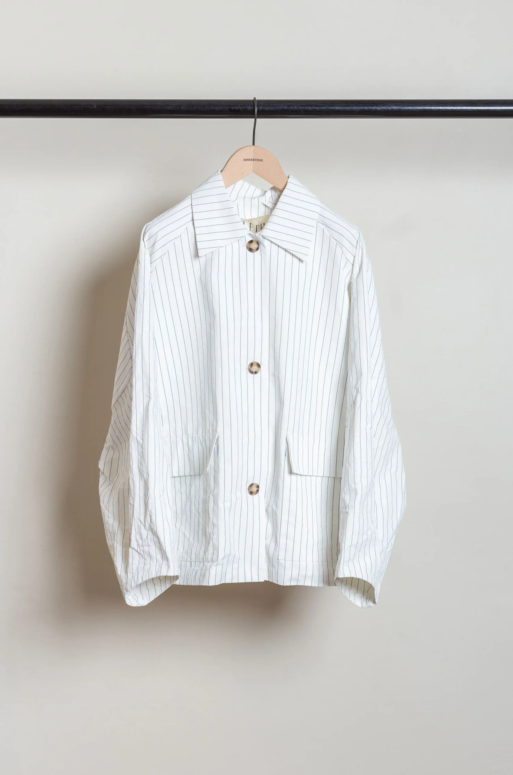 Eleph - LIES COAT SHORT C9010605- WHITE