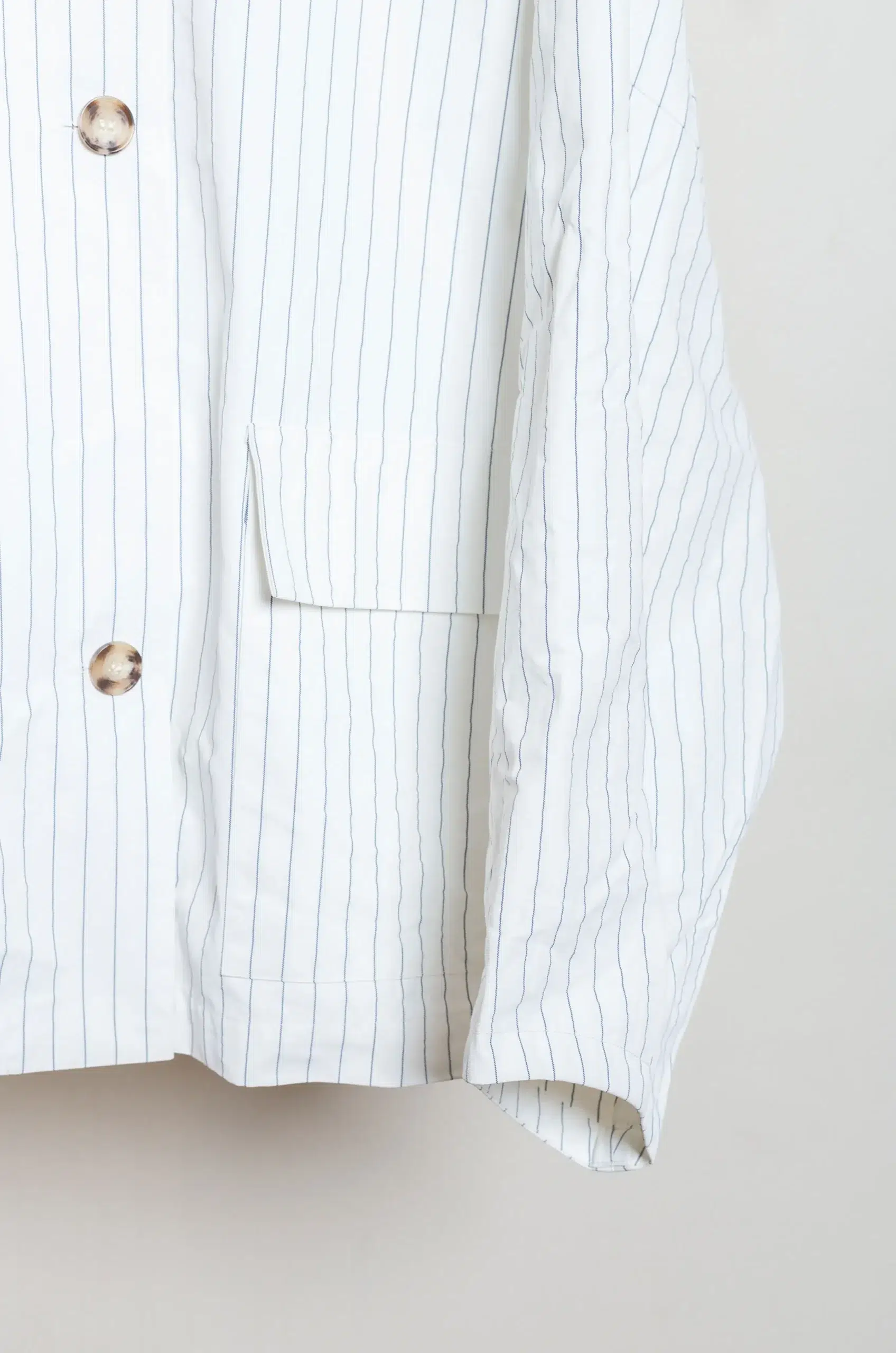 Eleph - LIES COAT SHORT C9010605- WHITE